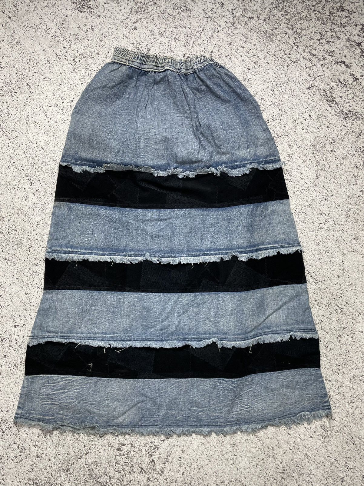 If Six Was Nine 2000s Maxi Skirt Hagi Jeans Gothic Skirt Y2K Size 29" - 3 Thumbnail
