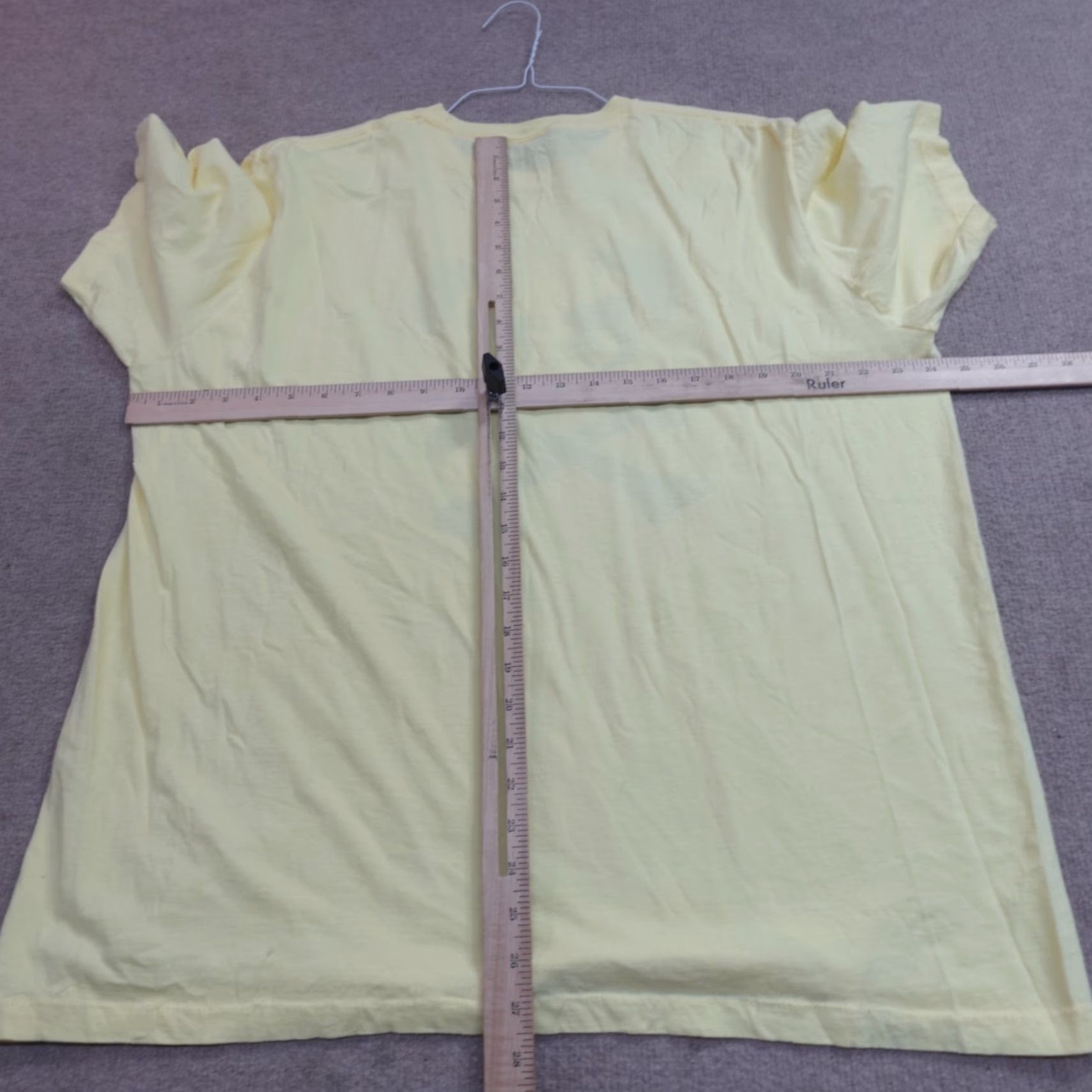 Vintage Loungefly Shirt XL Yellow Angry Panda Cross Bones Men Crew Neck Short Sleeve T-Shirt Graphic Print Size US XL / EU 56 / 4 - 4 Thumbnail