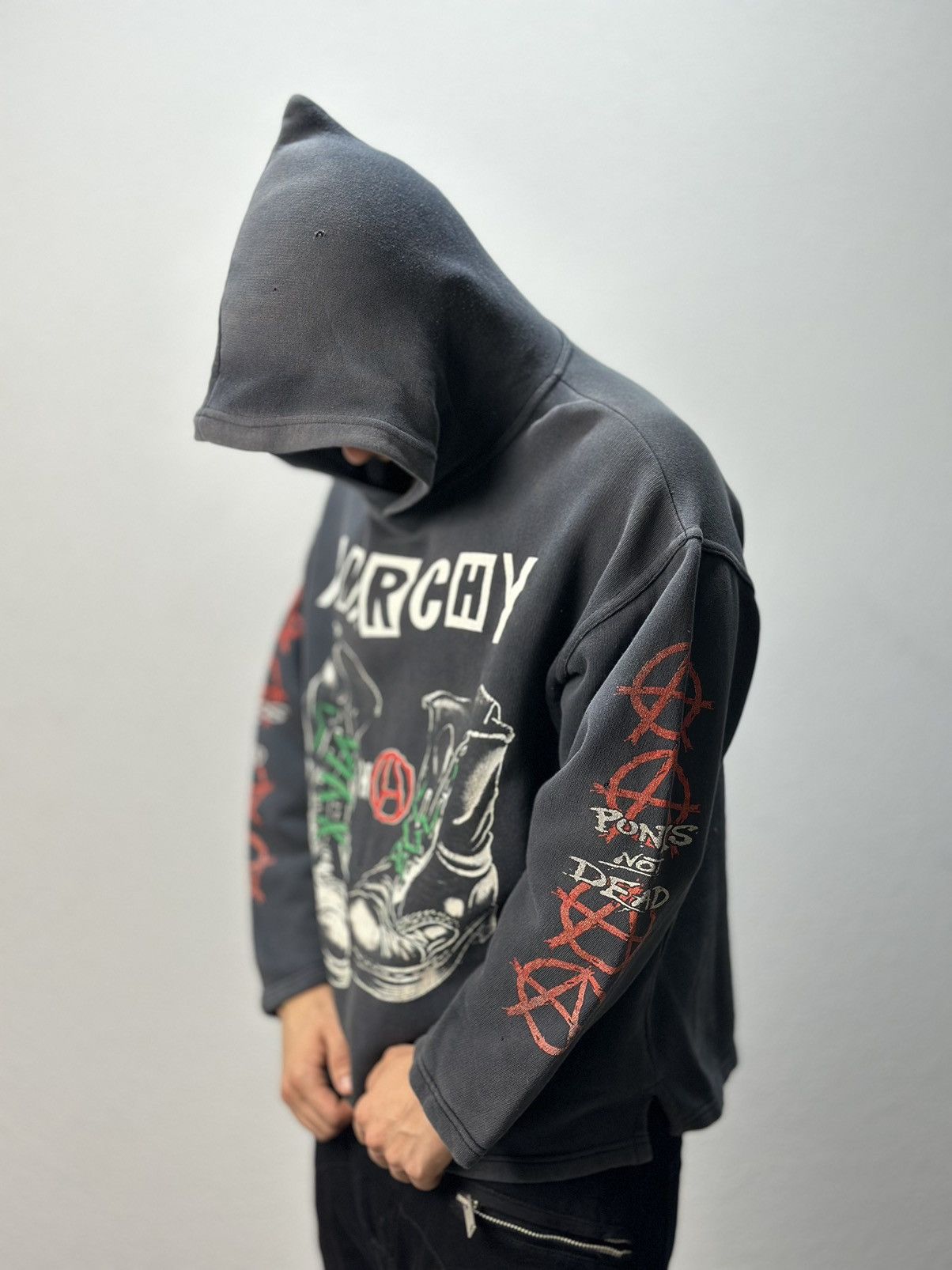 Band Tees Vintage 2000s Anarchy Graphic Pullover Hoodie Men's XL Black Size US L / EU 52-54 / 3 - 3 Thumbnail