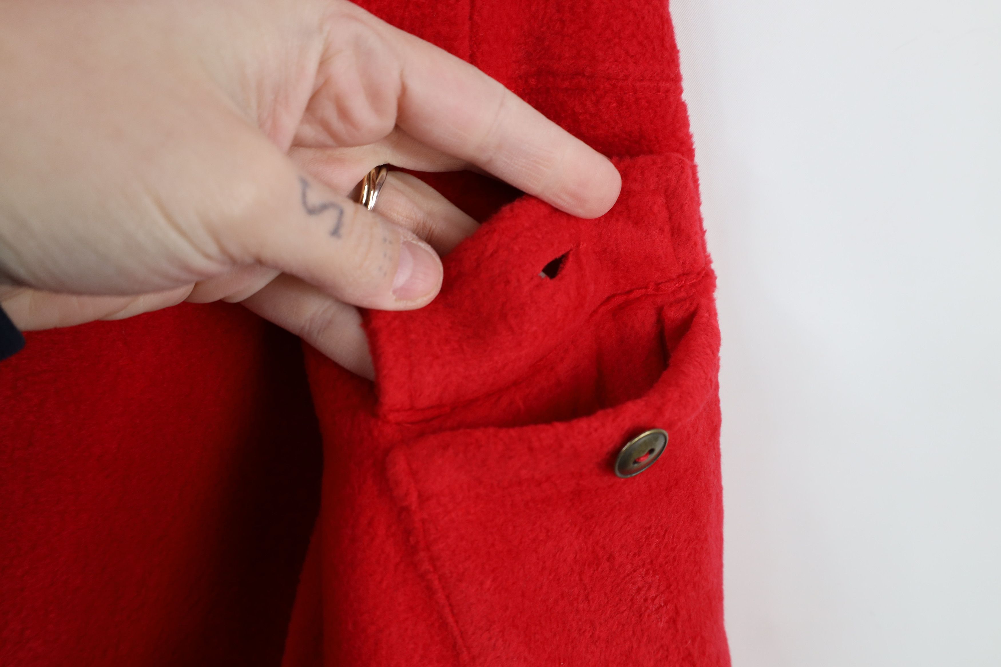 Vintage Vintage 90s Streetwear Pocket Fleece Crewneck Sweater Red Size US L / EU 52-54 / 3 - 5 Thumbnail