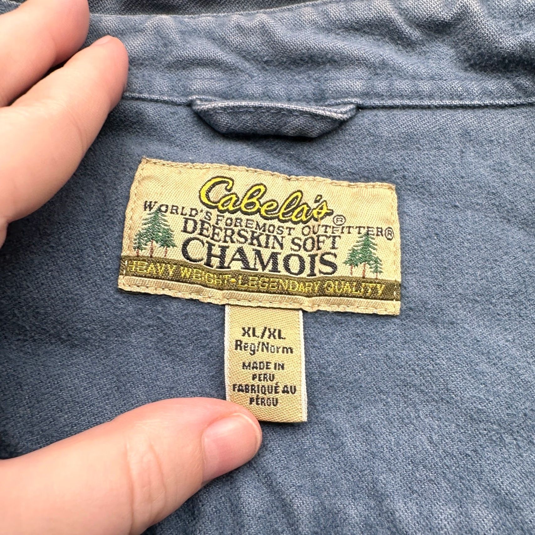 Vintage Cabela's Button-Up Shirt Mens XL Long Sleeve Blue Chamois Flannel Deerskin Pockets Cotton Shirt Blue, Casual Workwear Regular Fit Size US XL / EU 56 / 4 - 3 Thumbnail