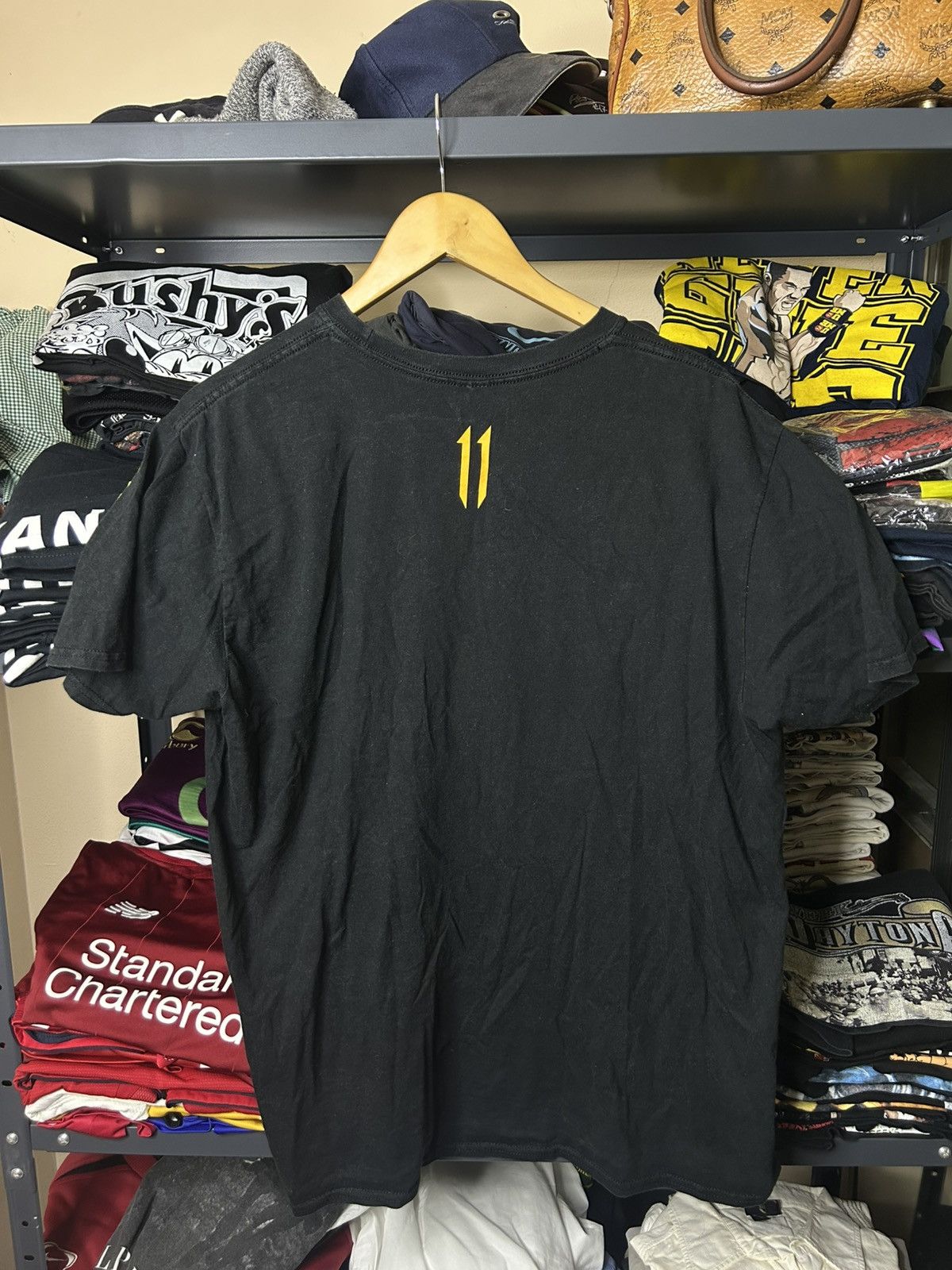 Vintage Mortal Kombat Yellow Logo Tee XL Size US XL / EU 56 / 4 - 3 Thumbnail