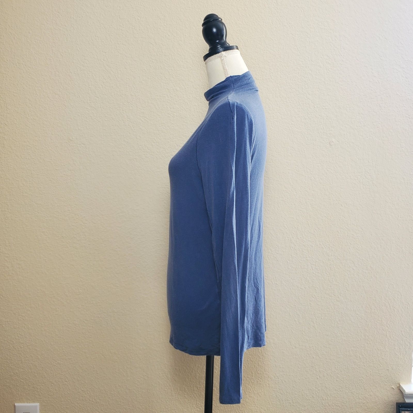 Lululemon Lululemon Blue Turtleneck Top 10 Size L / US 10 / IT 46 - 4 Thumbnail