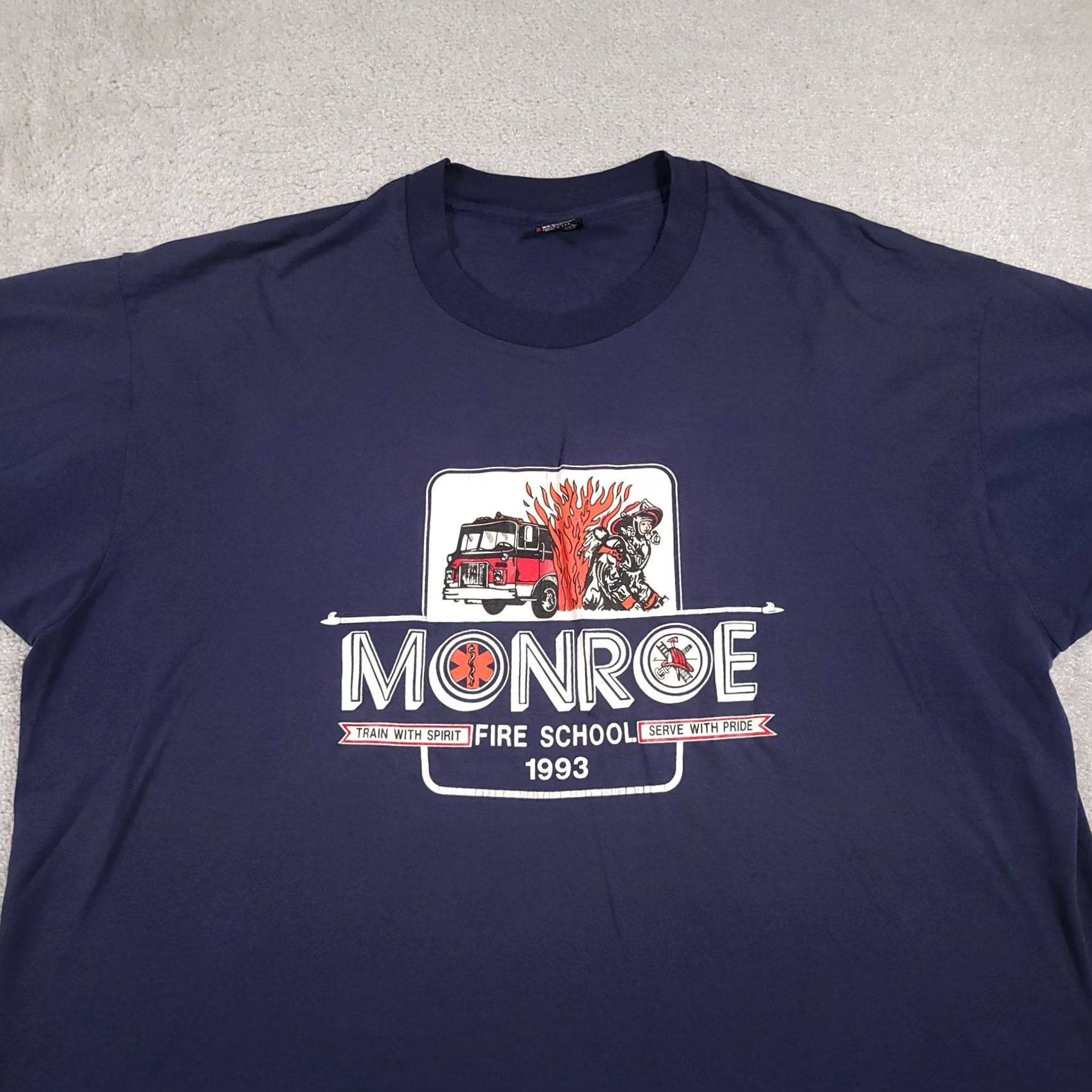 Fruit Of The Loom VINTAGE Monroe Fire School Shirt Mens 3XL Blue 1993 Firefighter Graphic USA 90s Size US XXL / EU 58 / 5 - 3 Thumbnail