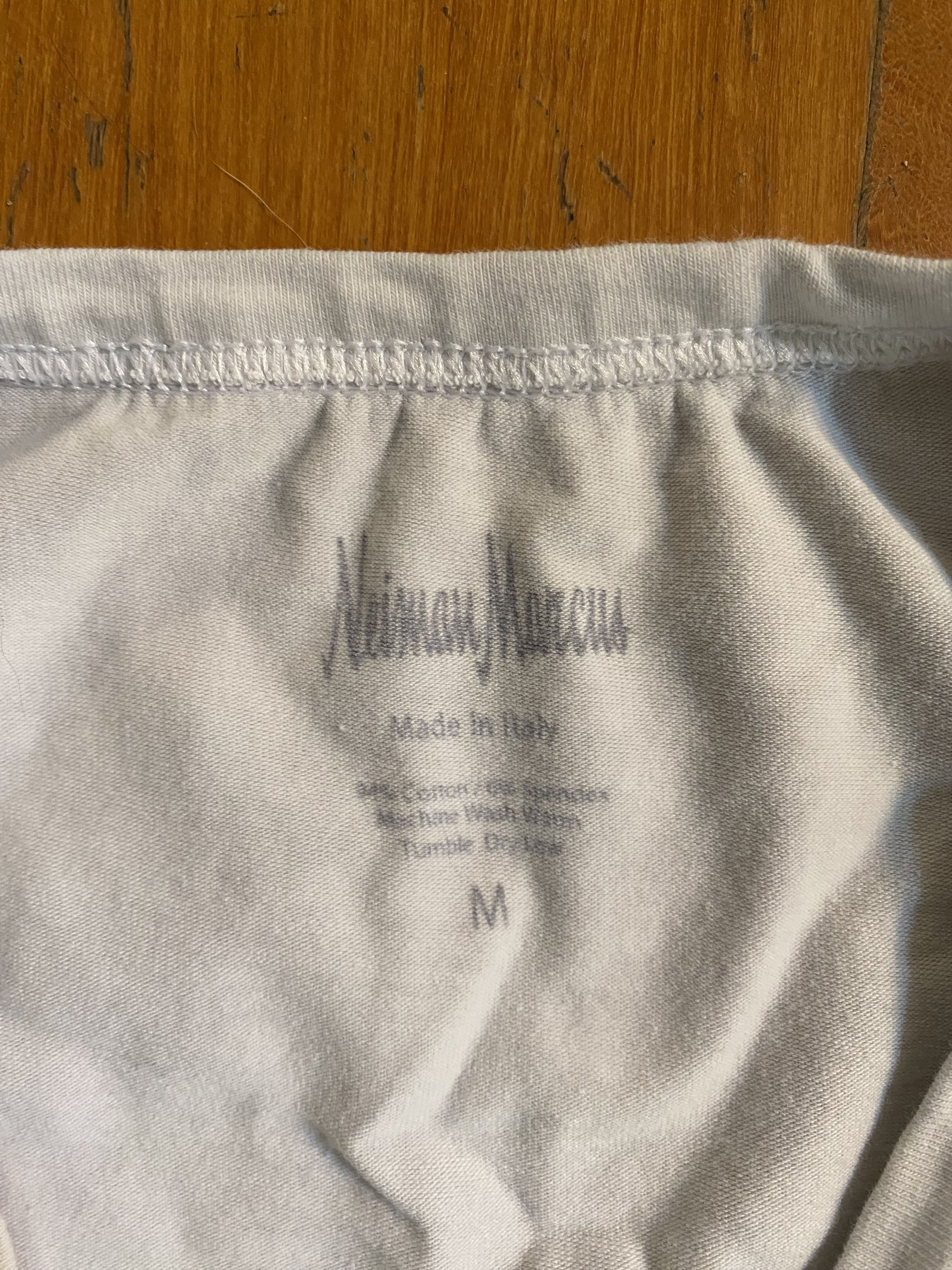Neiman Marcus Newman Marcus tight/stretch t-shirt Size US M / EU 48-50 / 2 - 2 Thumbnail