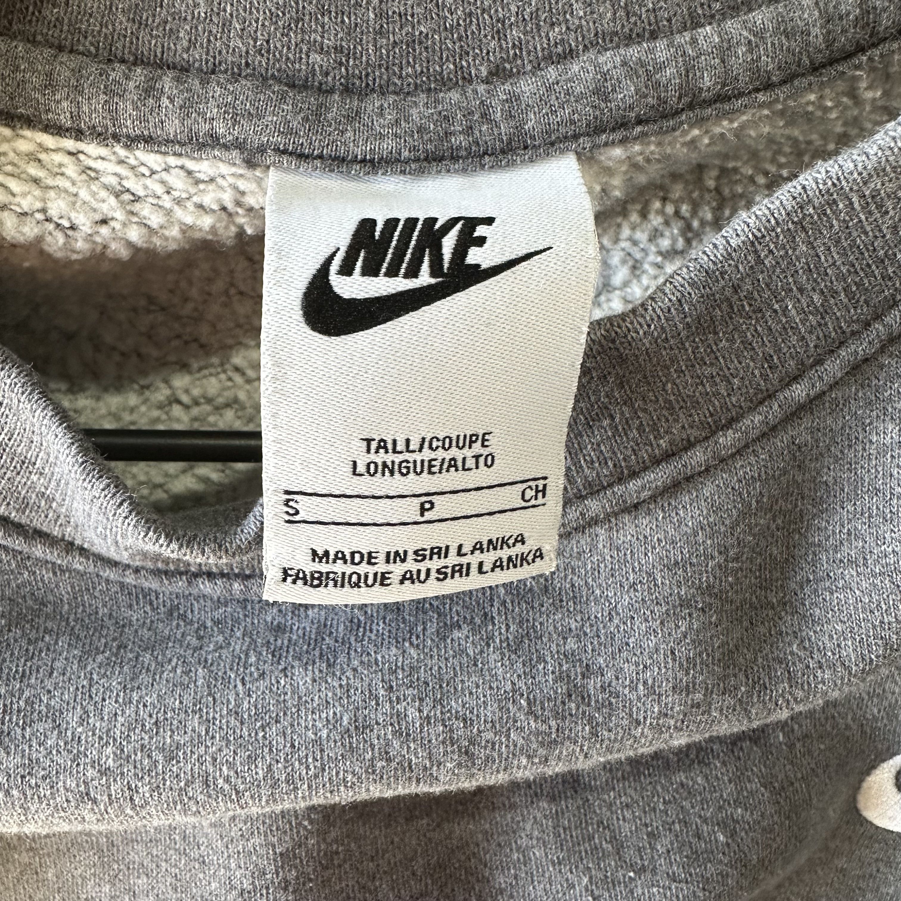 Nike Nike Mens Club Fleece Crewneck Sweatshirt Gray Swoosh Size US S / EU 44-46 / 1 - 8 Thumbnail