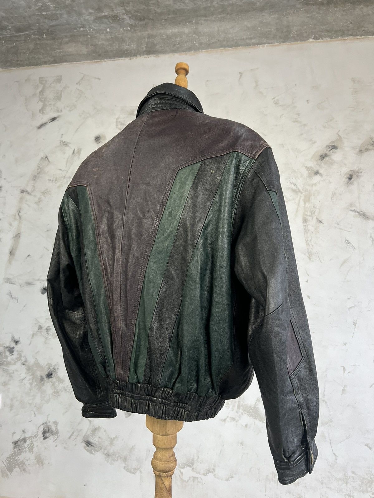 Angelo Litrico Vintage Angelo Litrico Leather Bomber Jacket Size 46 S - M Size US M / EU 48-50 / 2 - 6 Thumbnail