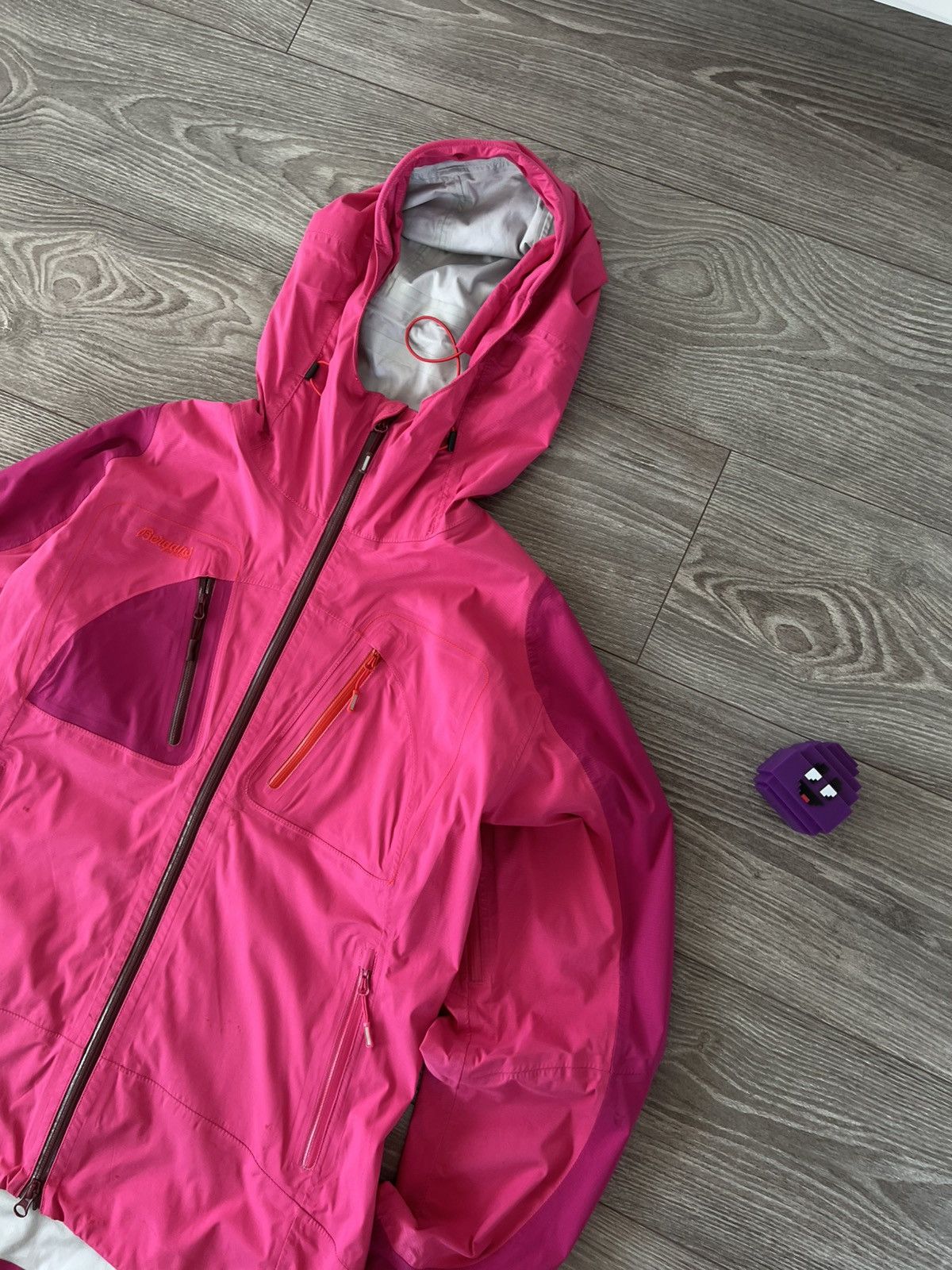 Bergans of Norway ‼️Bergans Of Norway Thin Hooded Cecilie Pro Gorpcore Jacket‼️ Size L / US 10 / IT 46 - 5 Thumbnail