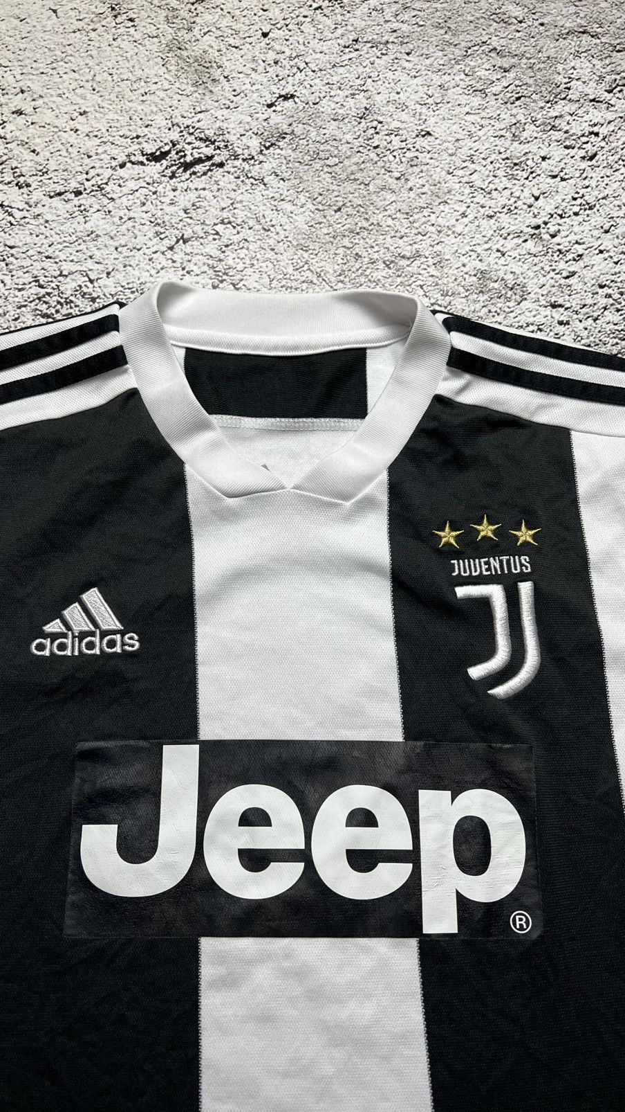 Adidas 2018-2019 Juventus adias jeep jersey Size US L / EU 52-54 / 3 - 3 Thumbnail