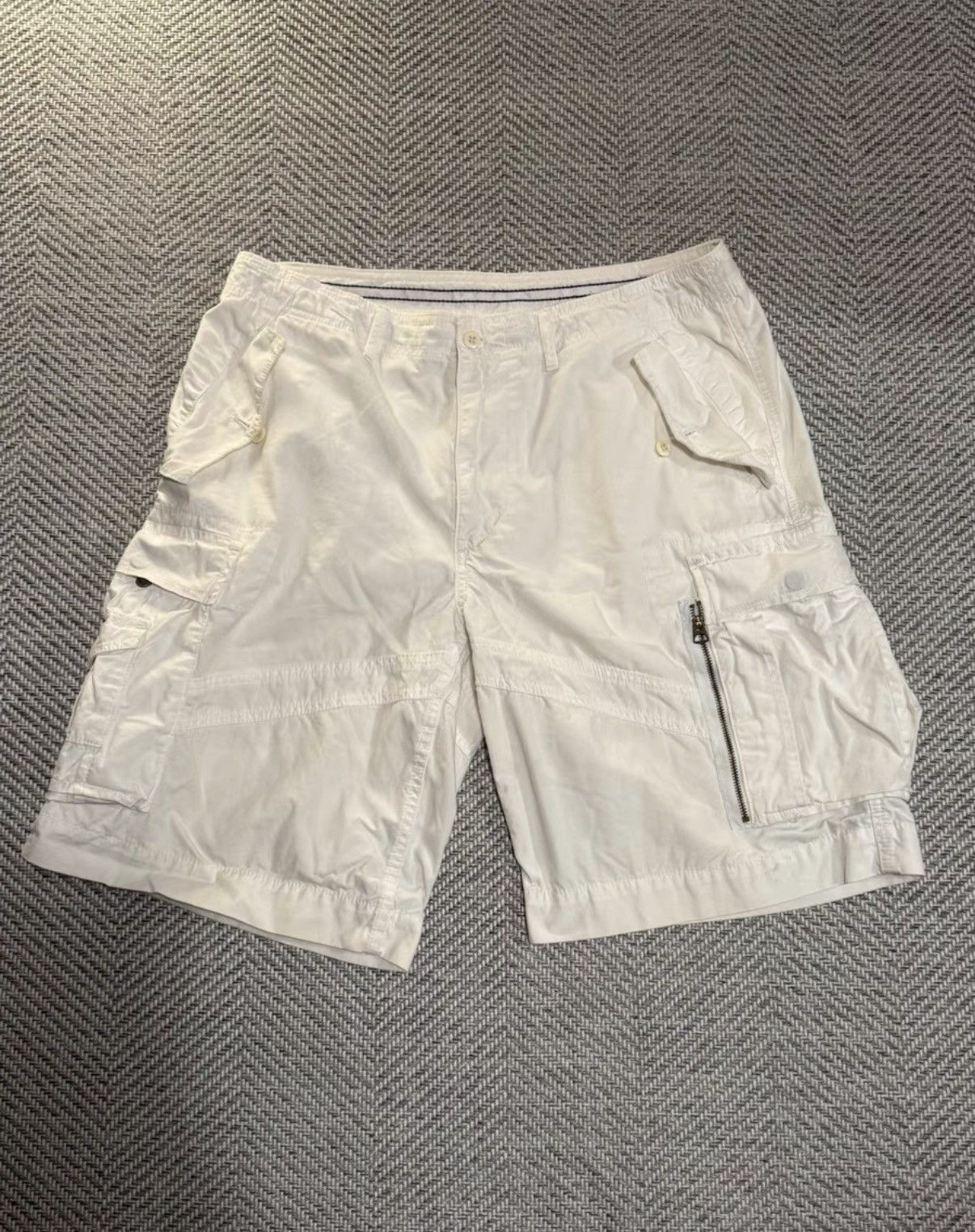 Ralph Lauren Ralph Lauren RL-067 White Cargo Shorts K24 Size US 34 / EU 50 - 1 Thumbnail
