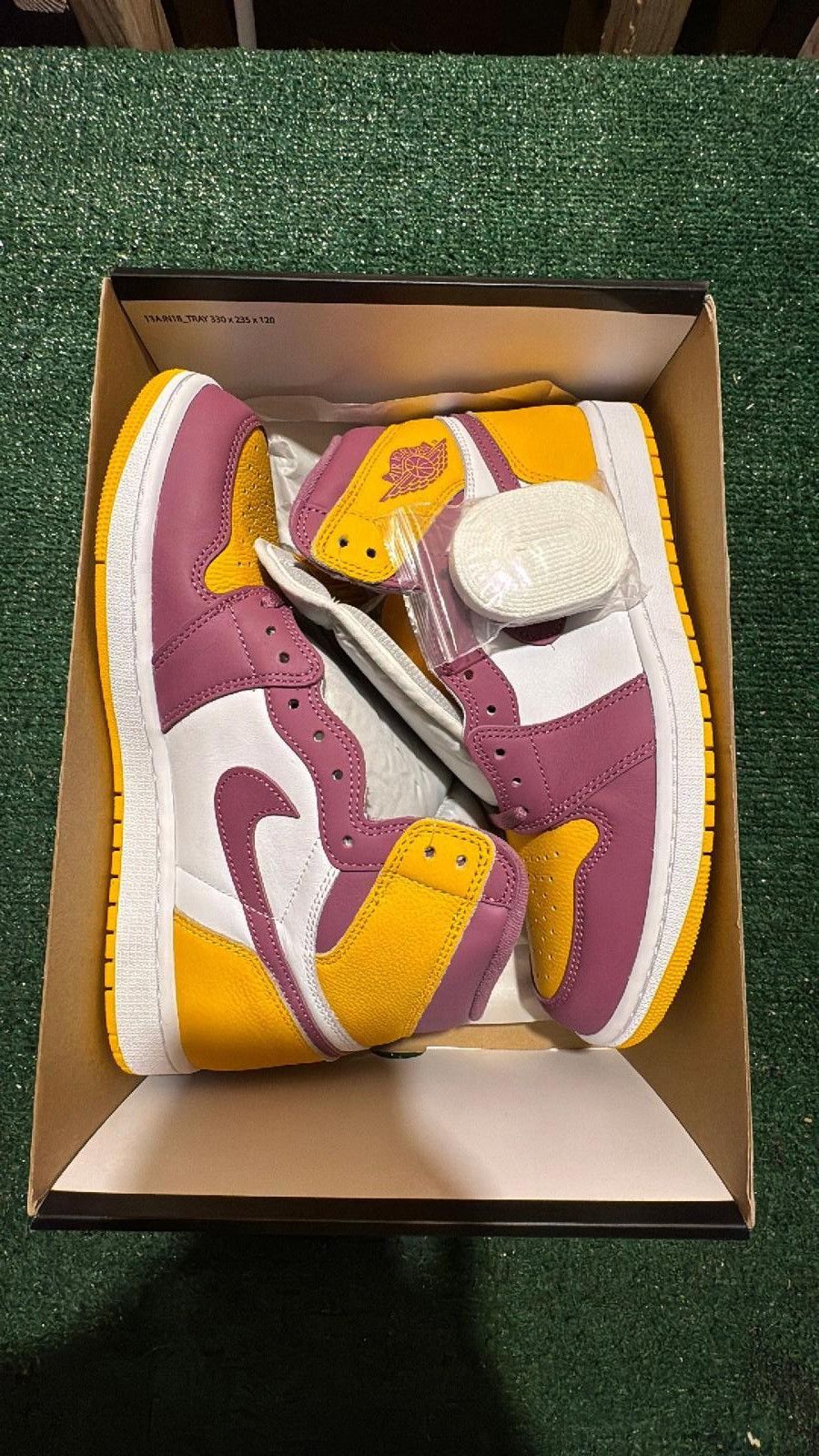 Other Jordan Retro 1 BrotherHood Size 11 Size ONE SIZE - 1 Preview