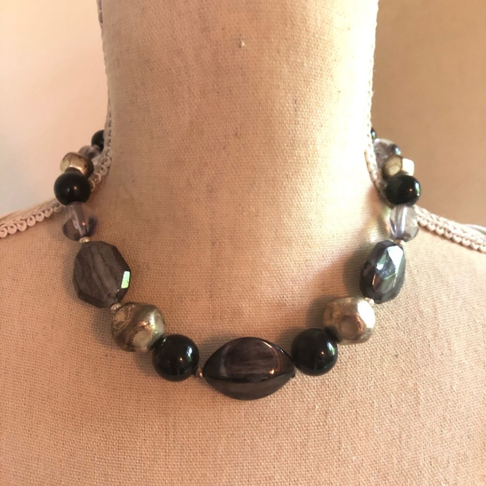 Jewelry Classy mixed material multi tone beaded necklace Size ONE SIZE - 1 Thumbnail