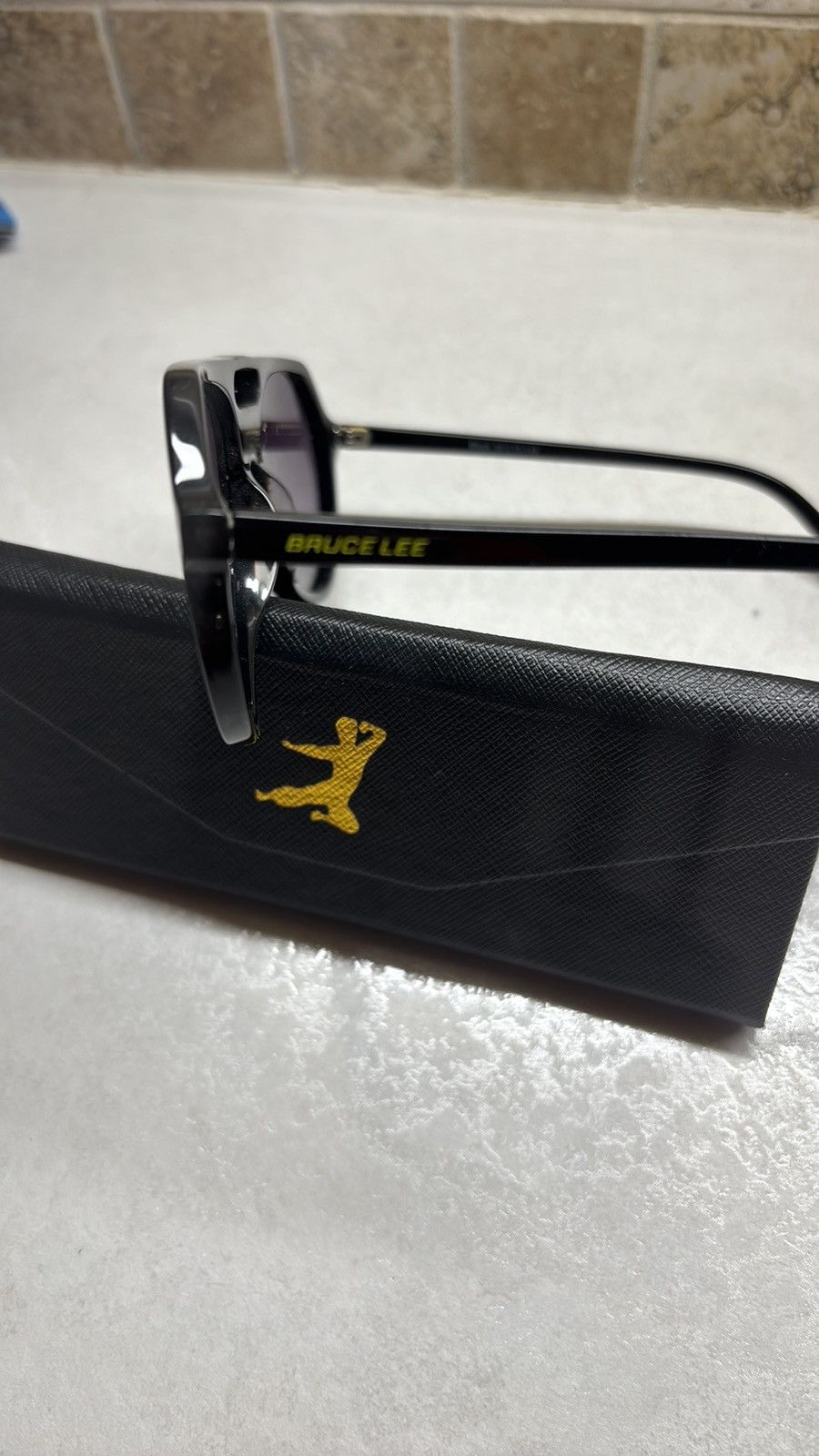 Bruce Lee “AIRPORT SUNGLASSES”
