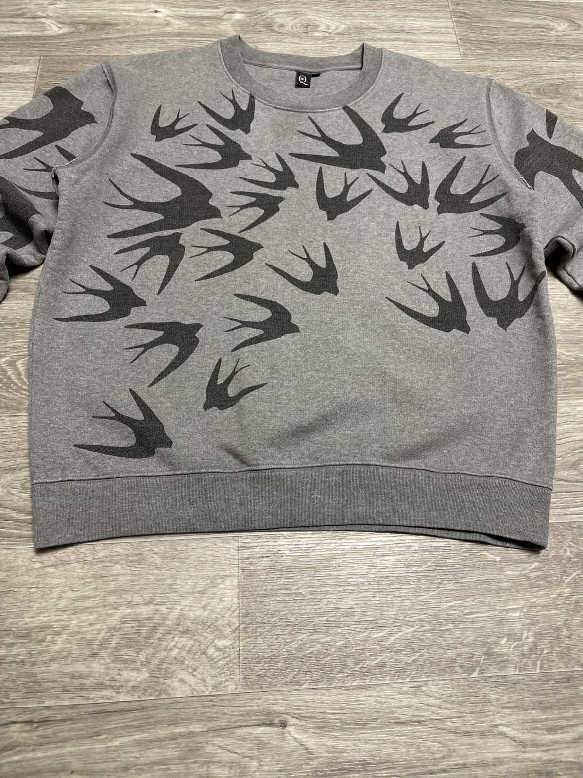Alexander McQueen Alexander McQueen McQ Birds All Over Print Gray Sweatshirt Size L / US 10 / IT 46 - 3 Thumbnail