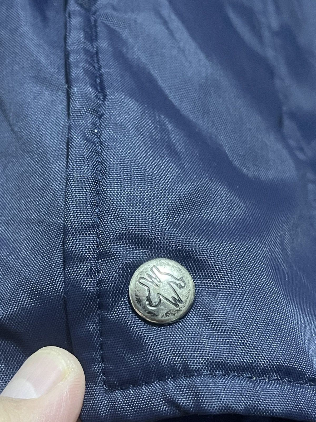 Moncler × Vintage Vintage Moncler Grenoble 80s Down Jacket Made In france Size US L / EU 52-54 / 3 - 19 Thumbnail