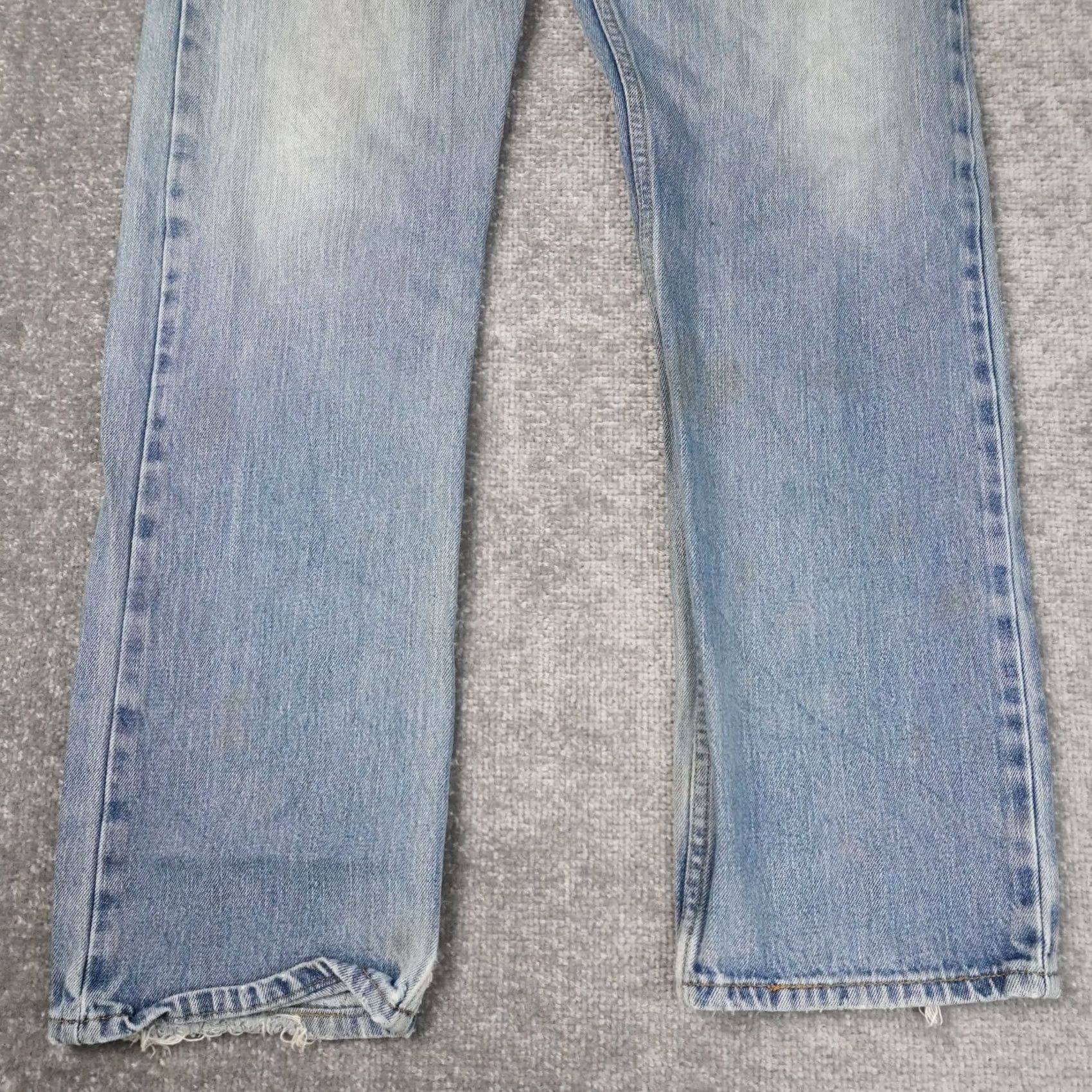 Levi's VINTAGE Levi's 505 Regular Men Jeans 33x32 Light Wash Blue Denim 5-Pocket Straight Size US 33 - 5 Thumbnail