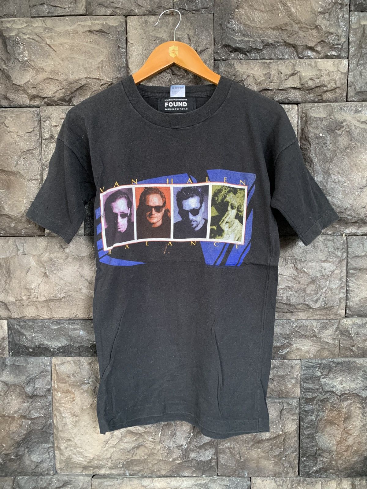 Band Tees × Vintage Vintage 90s Van Halen Balance Tour Rock Band T shirt Size US S / EU 44-46 / 1 - 1 Thumbnail