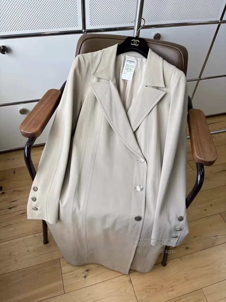 Chanel Chanel Light-colored lapel medium-length windbreaker jacke Size XS / US 0-2 / IT 36-38 - 7 Thumbnail