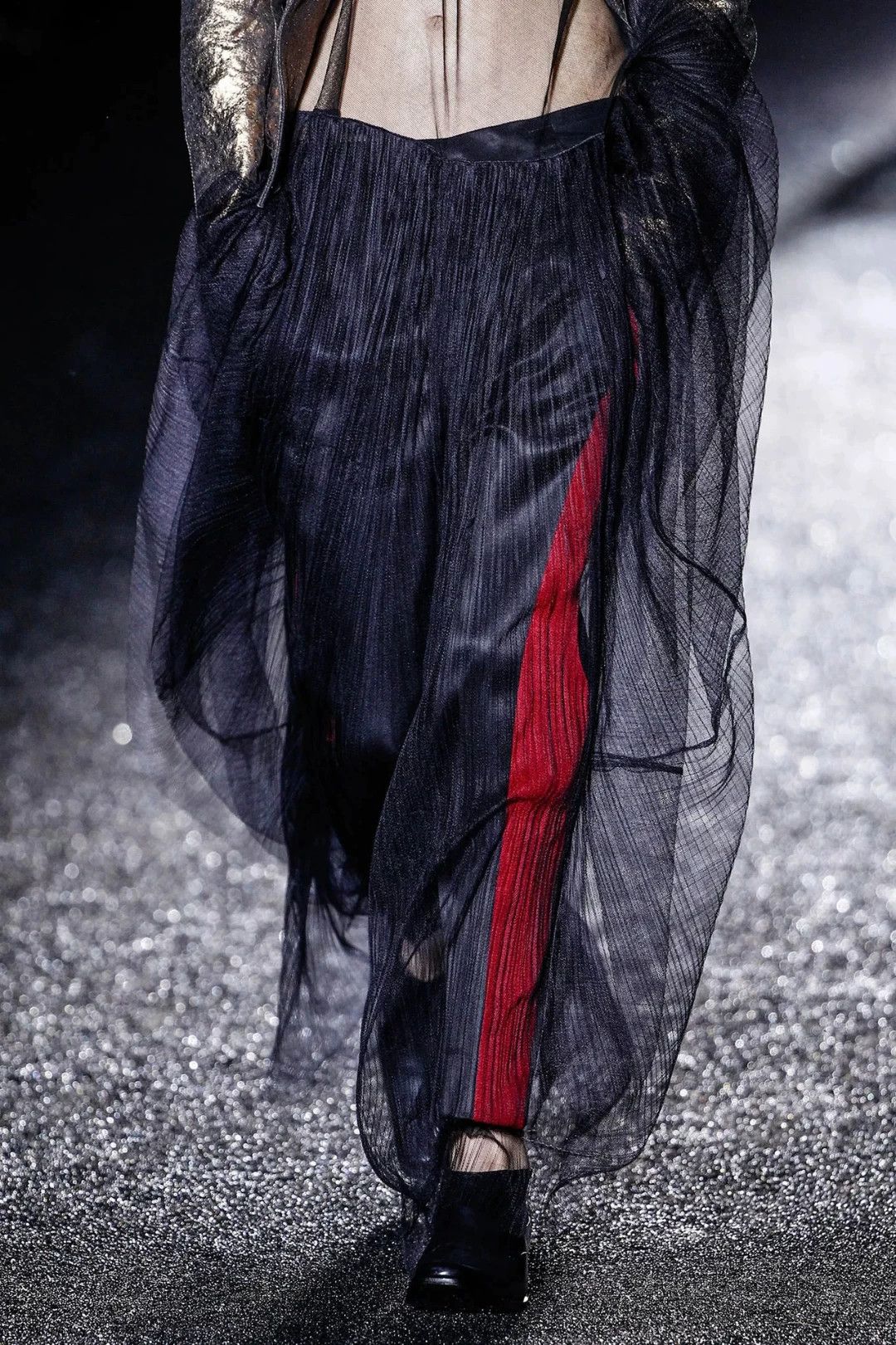 Haider Ackermann Haider Ackermann Runway Silk-Blend Low-Rise Trousers 34 Size US 34 / EU 50 - 1 Thumbnail