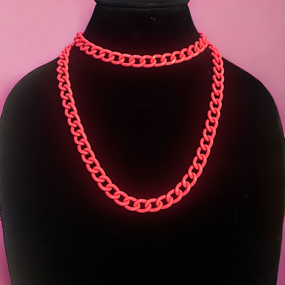 Other Long hot pink curb link chain necklace Size ONE SIZE - 2 Thumbnail