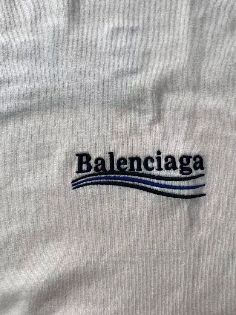 Balenciaga Balenciaga Letter Printed Round Neck Short Sleeve T-Shirt Size US S / EU 44-46 / 1 - 3 Thumbnail