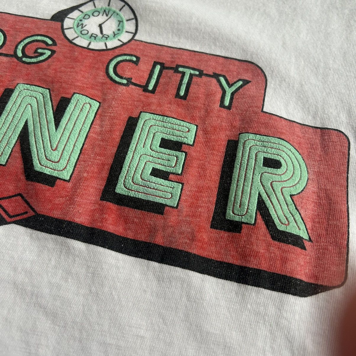 Vintage FOG CiTY DiNER U.S.A. SLUBBY PUFF PRiNT SiNGLE STiTCH TEE Size US M / EU 48-50 / 2 - 17 Thumbnail