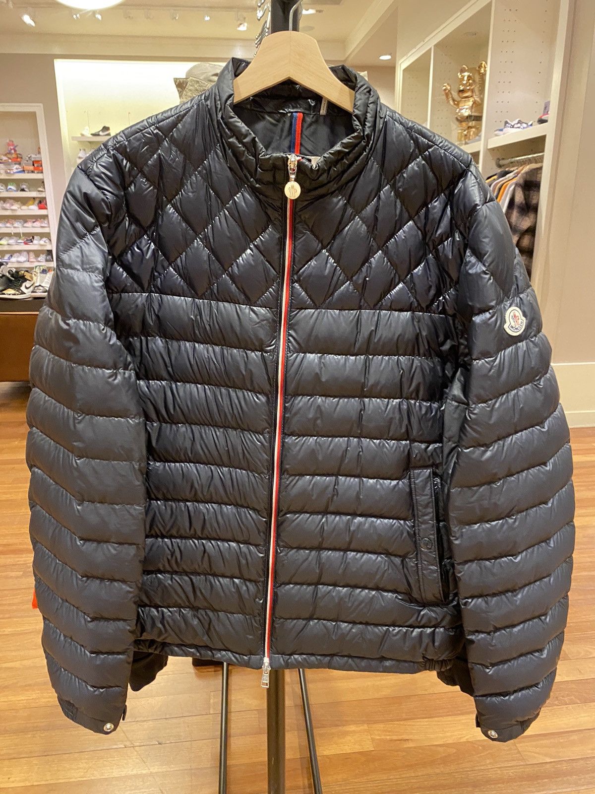 image of Moncler Benamou Short Down Jacket in Navy, Men's (Size XL)