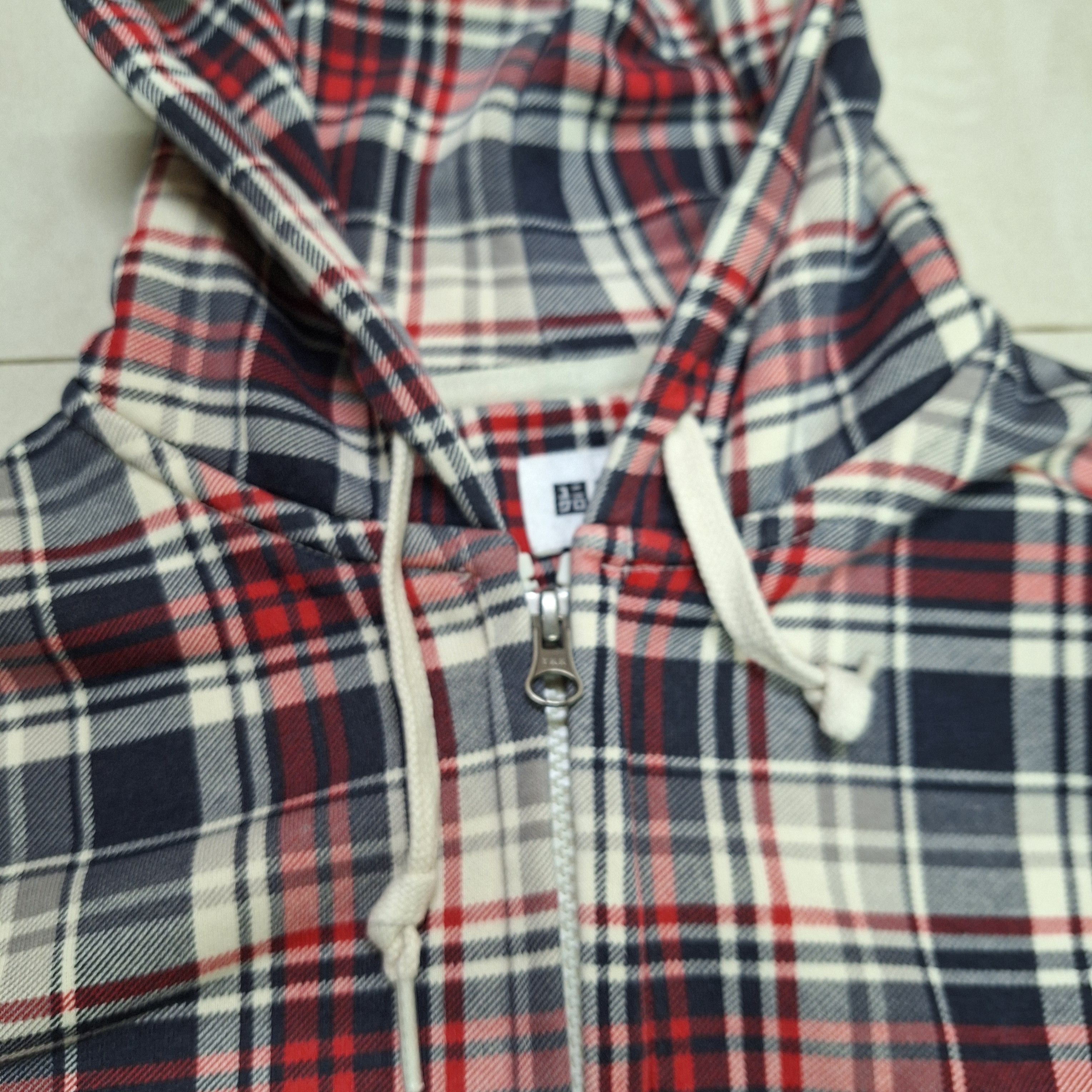 Uniqlo Uniqlo Hoodie Plaid Double Zipper Size S / US 4 / IT 40 - 3 Thumbnail