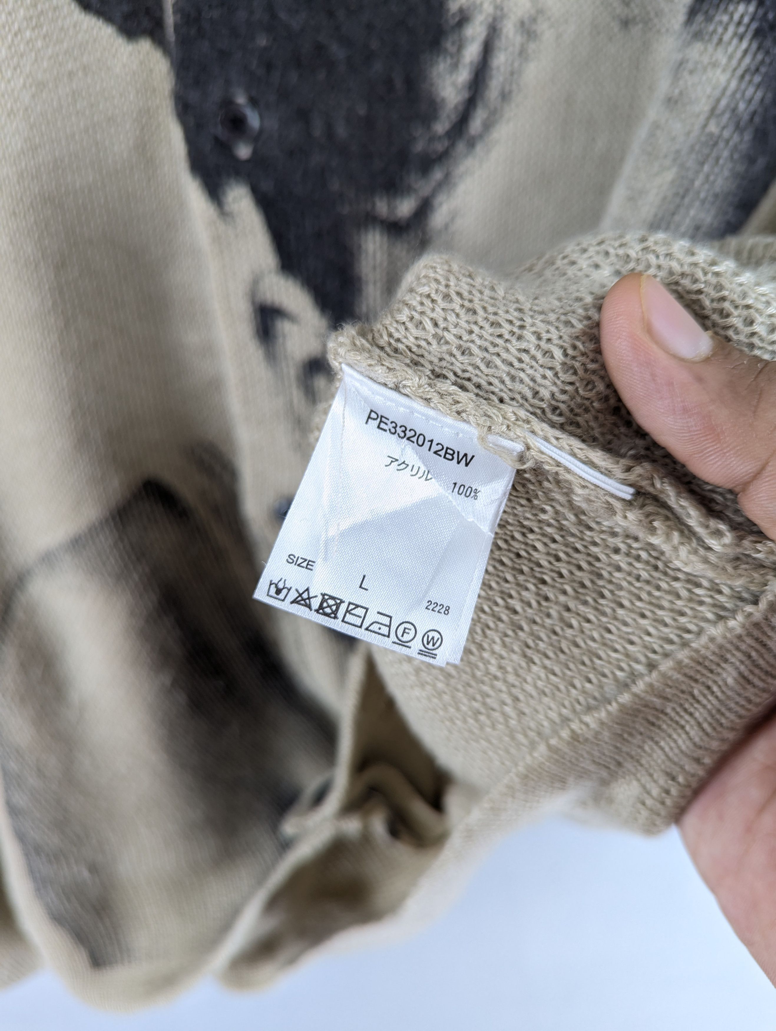 Japanese Brand Perushu Photo Print Acrylic Knit Short Sleeve Button Ups Size US L / EU 52-54 / 3 - 9 Thumbnail