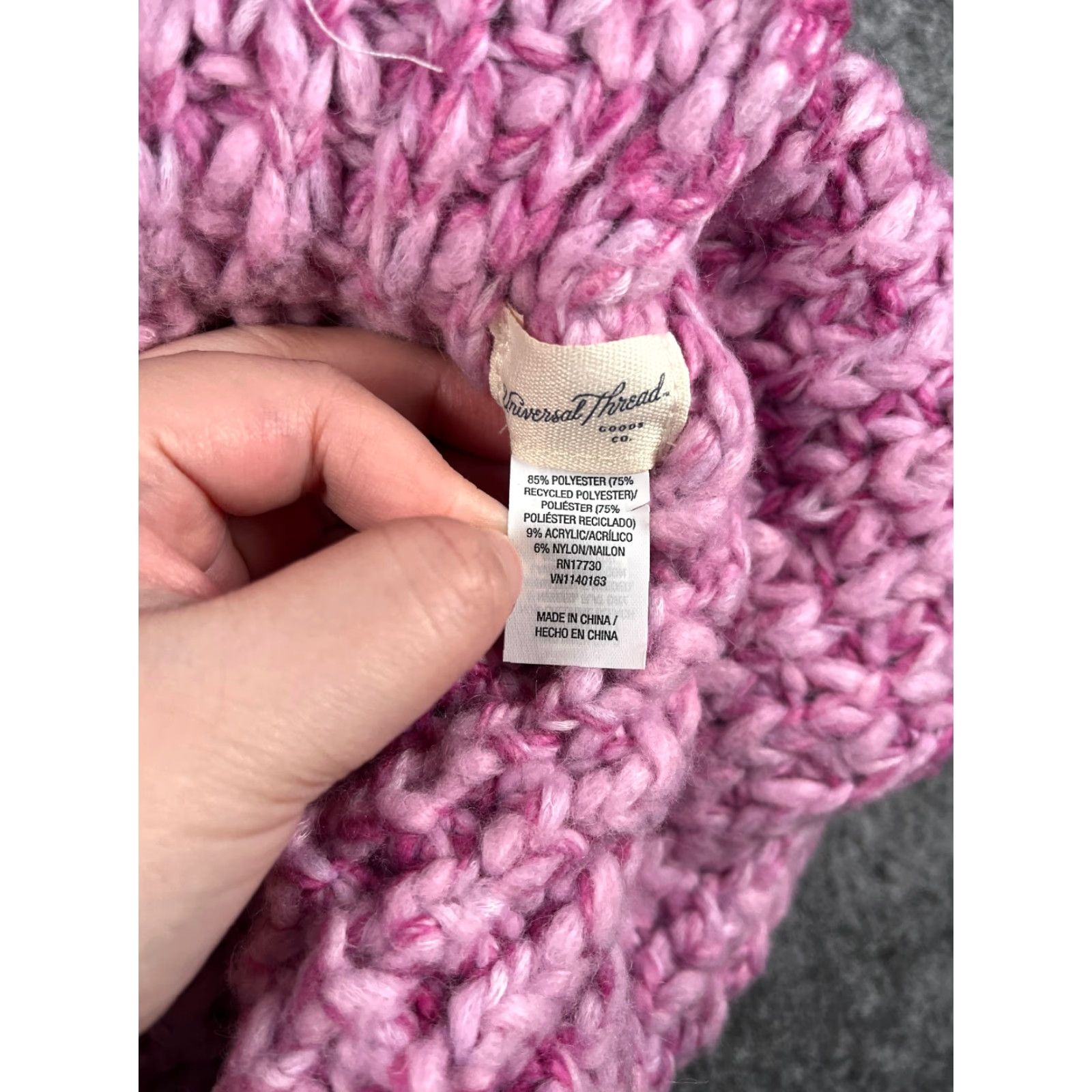 Vintage Universal Thread Beanie Women One Size Pink Crochet Polyester Blend NEW Size ONE SIZE - 7 Thumbnail