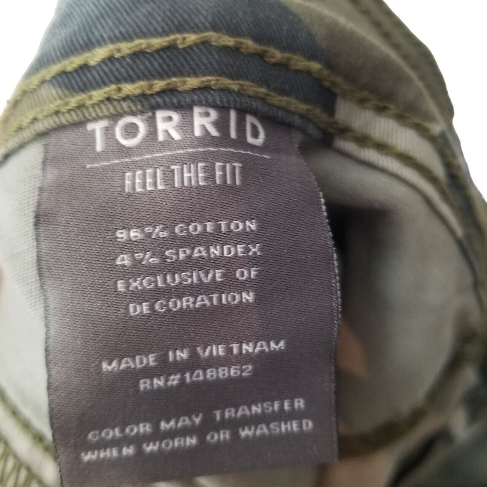 Torrid Torrid Womens Cropped Camo Pants Sz 24 Army Military Stretch Size 42" / US 20 - 8 Thumbnail