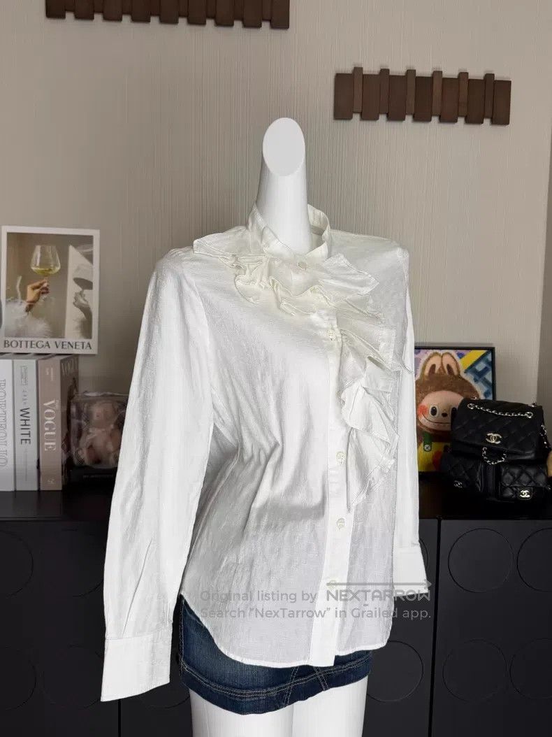 Vivienne Westwood Vivienne Westwood Full Star Planet Logo Peter Pan Collar S Size L / US 10 / IT 46 - 2 Thumbnail