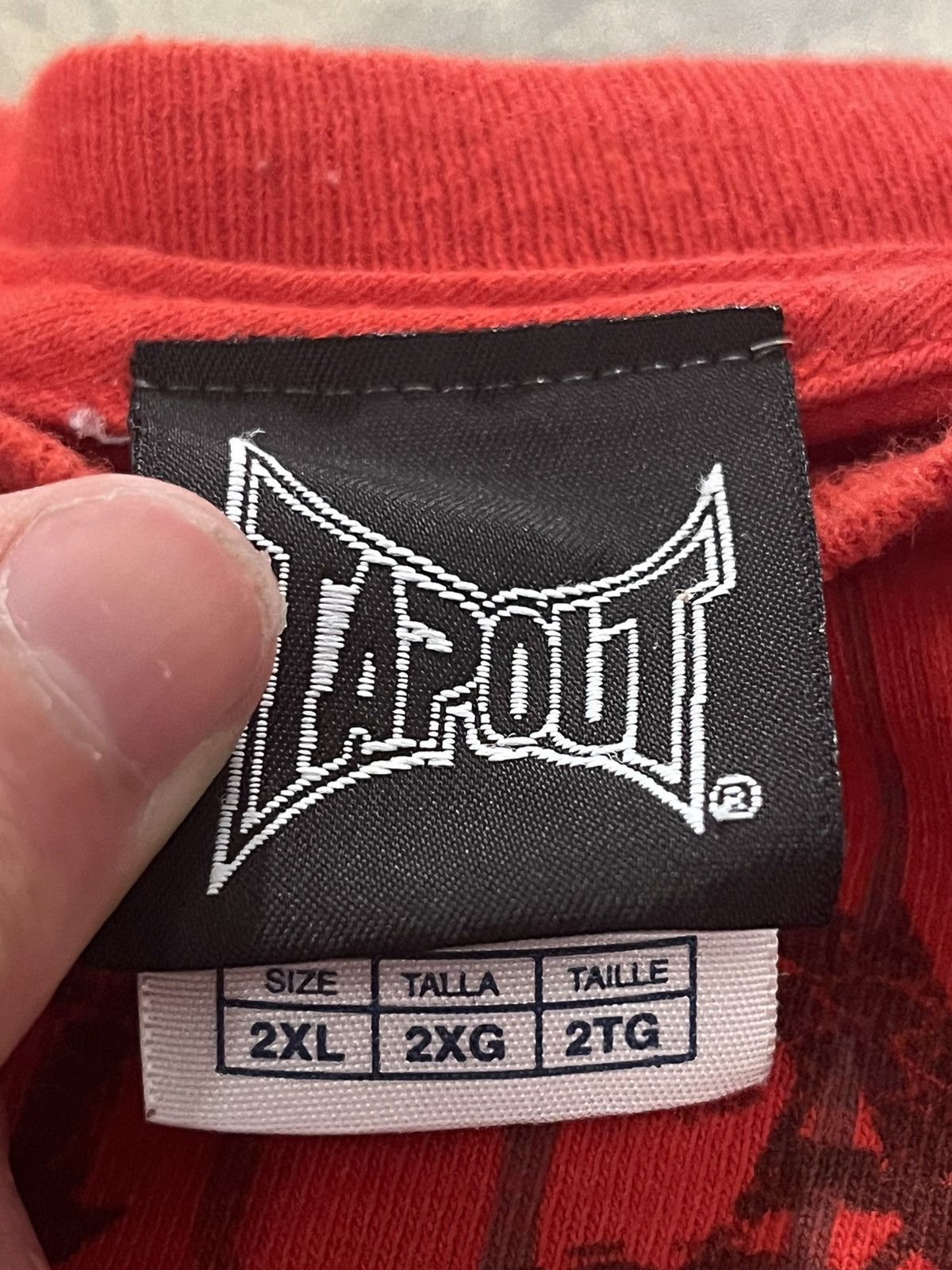 Vintage Y2K tap out shirt Size US XXL / EU 58 / 5 - 6 Thumbnail