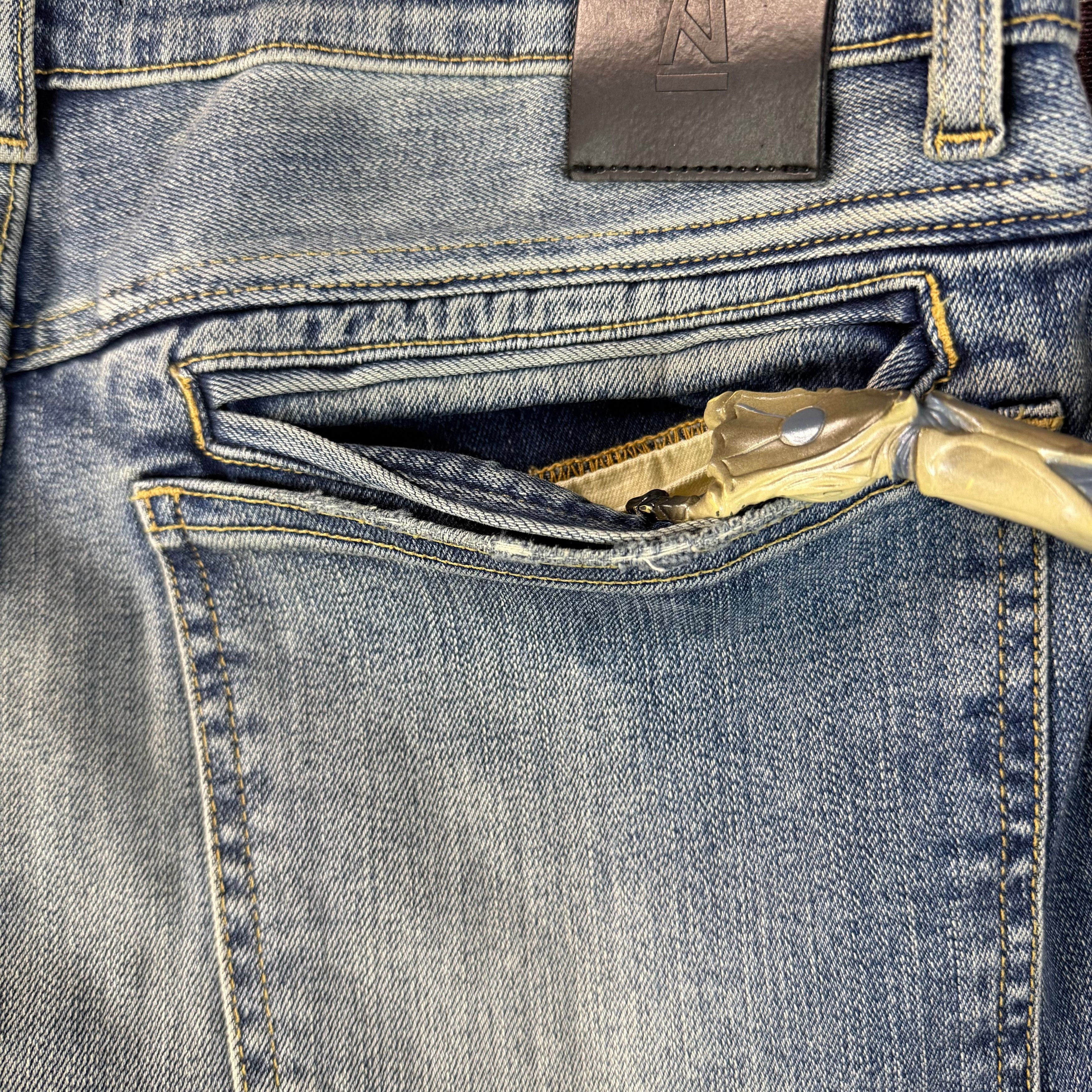 A Ma Maniere A Ma Maniére Distressed Skinny Jeans Size 32 Size US 32 / EU 48 - 6 Thumbnail