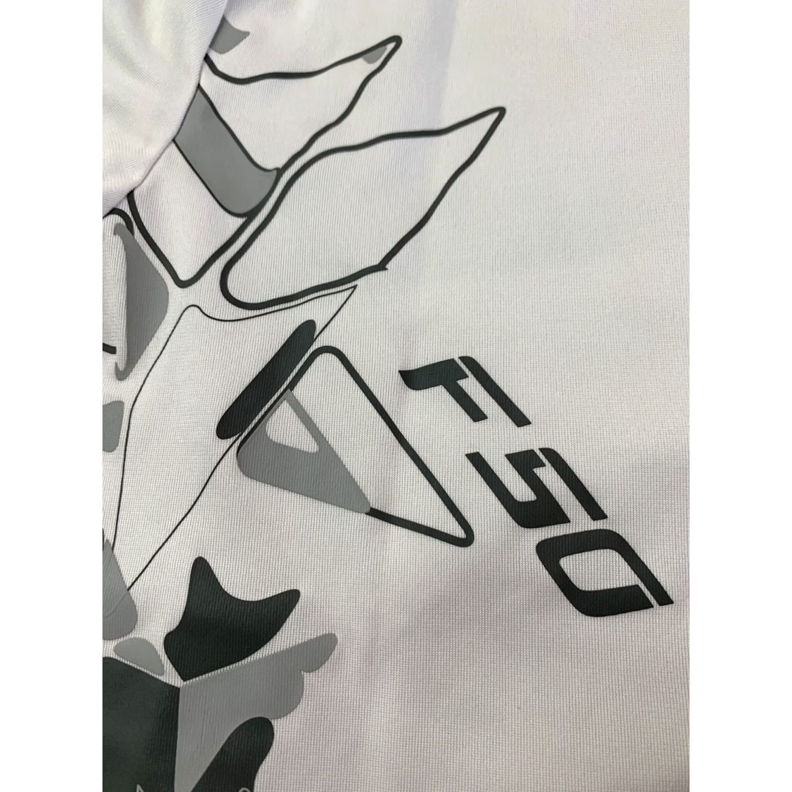 Adidas Adidas F50 Performance Climacool Jersey T-Shirt Mens M White Black Red 2009 Football Shirt Size US M / EU 48-50 / 2 - 4 Thumbnail