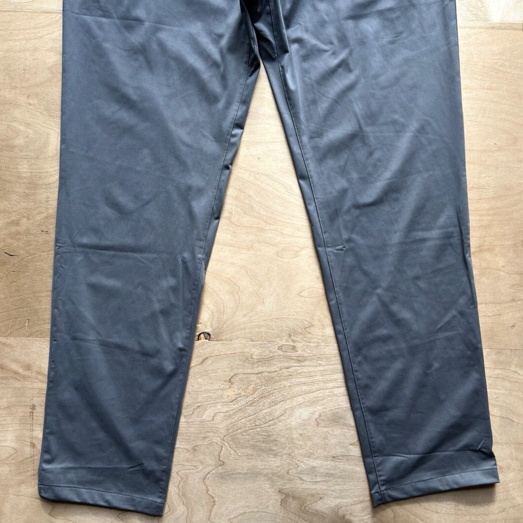 Rhone Rhone Commuter Pants 38 Gray Athletic Khakis Pants Men 38 Inseam 33 Breathable Lightweight Athleisure Casual Workwear Size US 38 / EU 54 - 4 Thumbnail