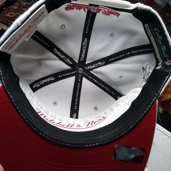 Mitchell & Ness × NCAA NWT Mitchell & Ness UNLV Runnin' Rebels Script Snap Hat Cap Size ONE SIZE - 5 Thumbnail