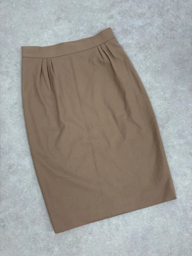 Moschino 2000s Moschino Beige Classy Skirt Size 26" / US 2 / IT 38 - 5 Thumbnail