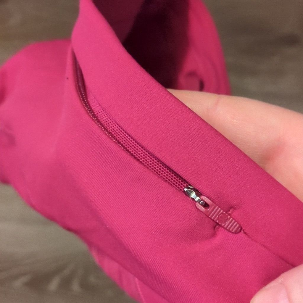 Lululemon Lululemon Swift Speed Tight Brush Luxtreme Wild Berry size 4 Size 27" / US 4 / IT 40 - 5 Thumbnail
