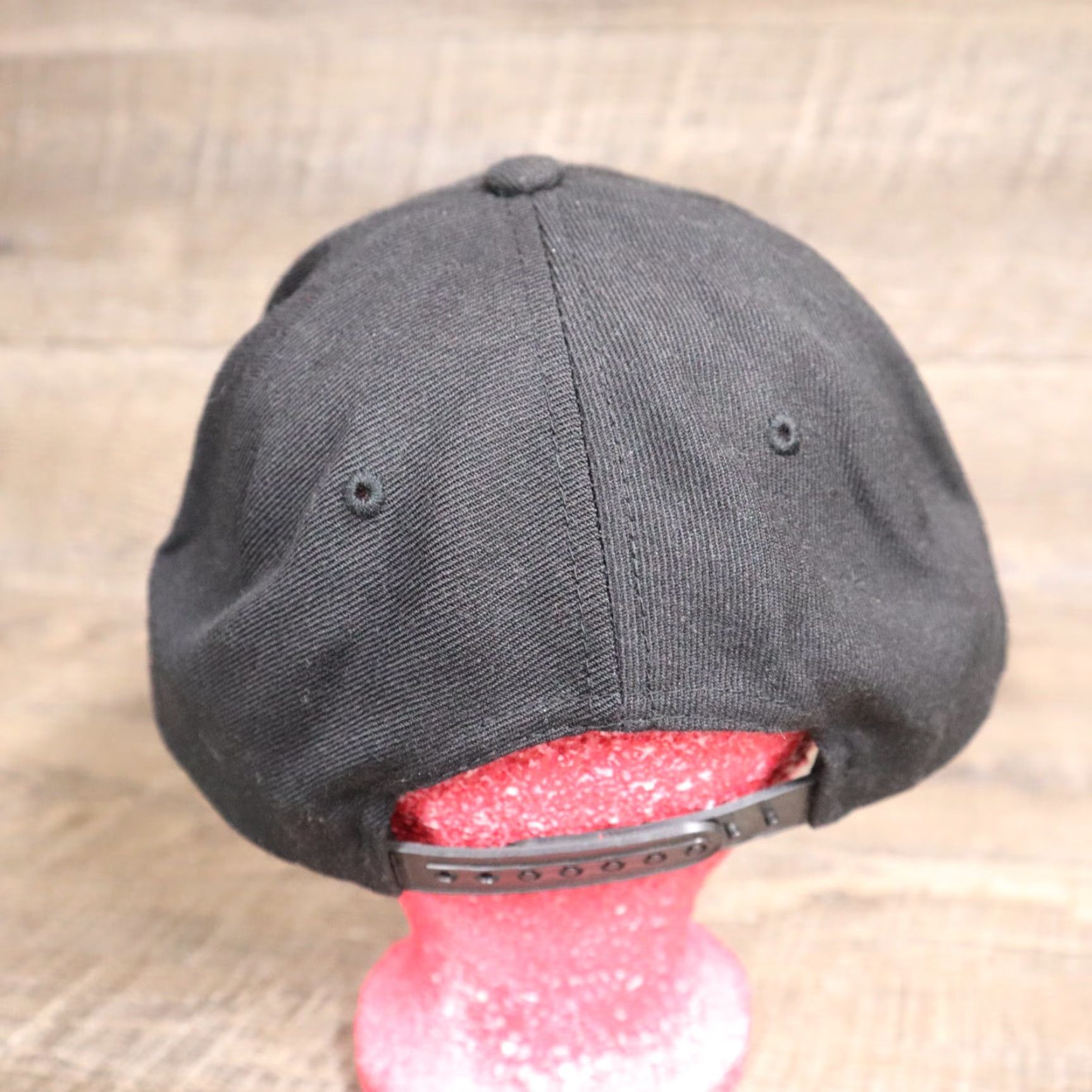 Vintage Hat The Classics Adjustable Black & White Noom Diet Running Cap Adult Size Unisex Activewear Casual Modern Sport Headwear Size ONE SIZE - 4 Thumbnail