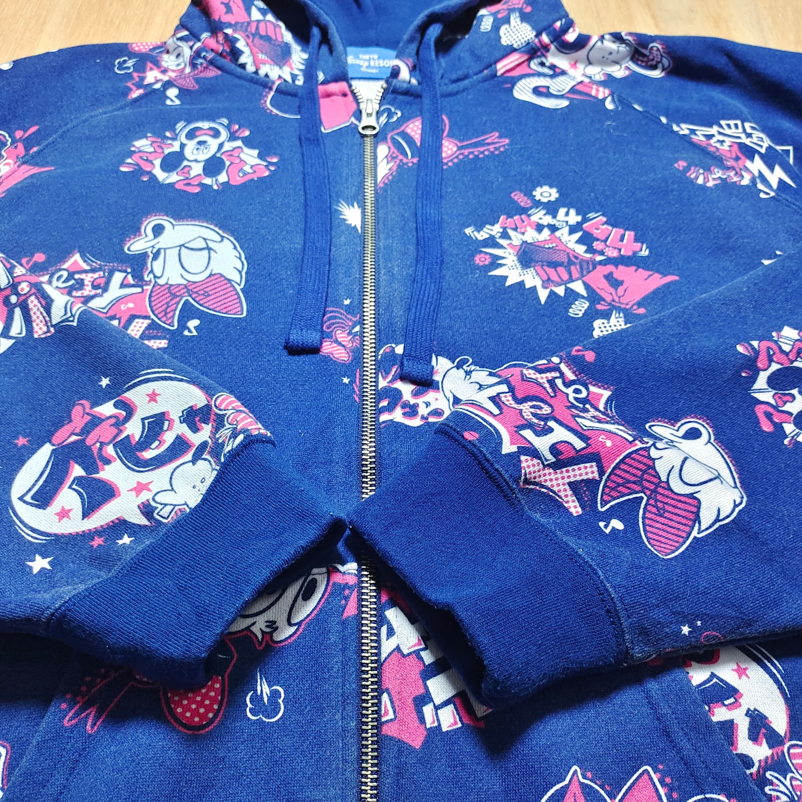 Disney ALL OVER PRINT DISNEY TOKYO FULL ZIPPER HOODIE SWEATSHIRT Size M / US 6-8 / IT 42-44 - 4 Thumbnail