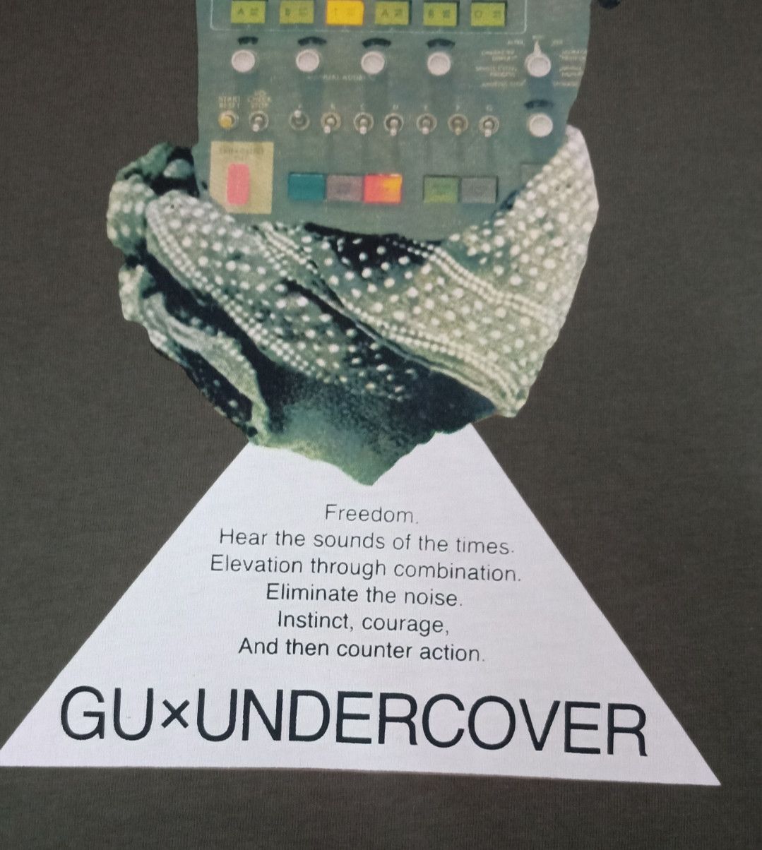 GU × Jun Takahashi × Undercover GU x Undercover Freedom Noise T-shirt Size US L / EU 52-54 / 3 - 5 Thumbnail