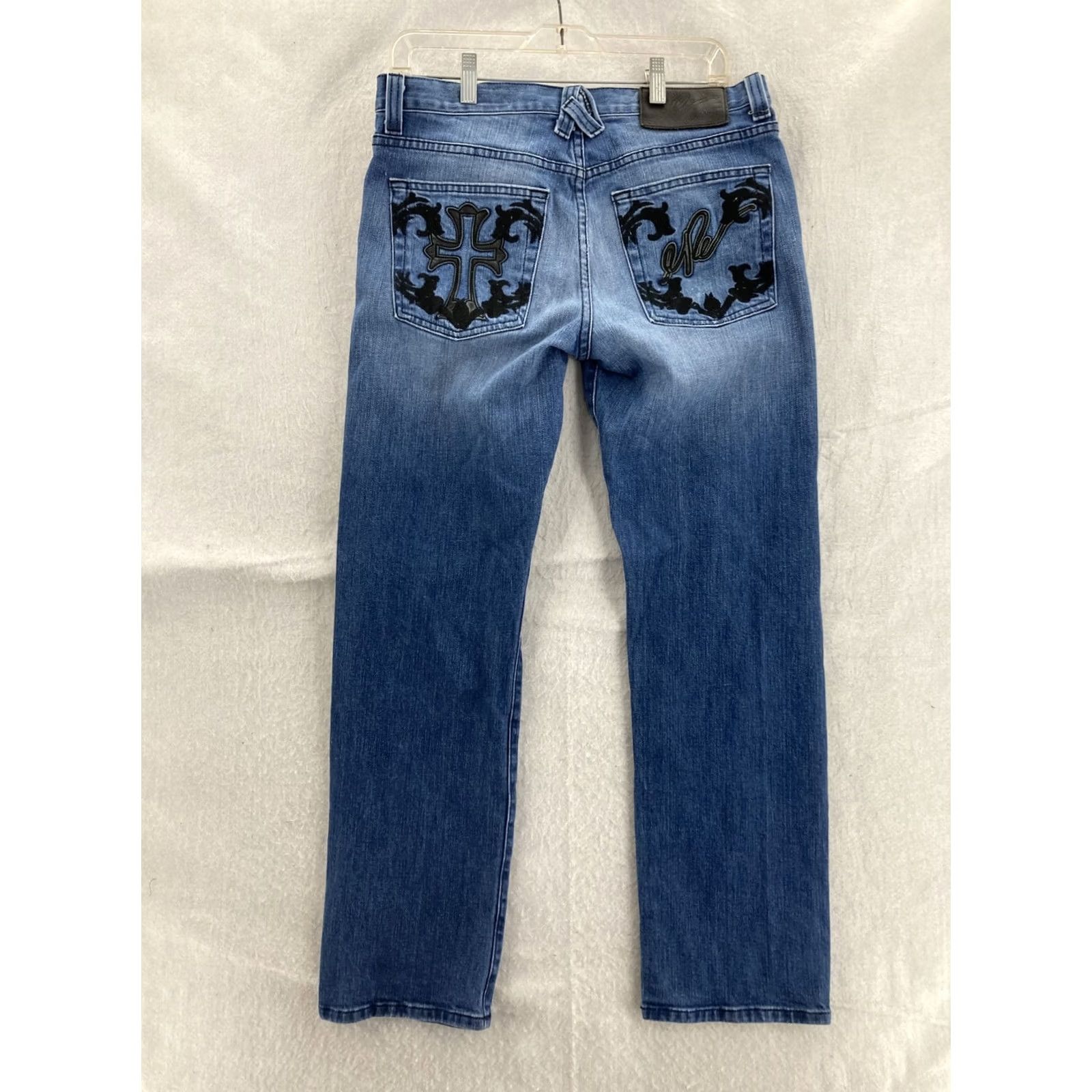 Vintage ARTISTIX Jeans 34 x 33 Straight Leg Denim Embroidered Distressed Skull Pockets Camo Lining Leather Trim Men Blue Size US 34 / EU 50 - 2 Thumbnail
