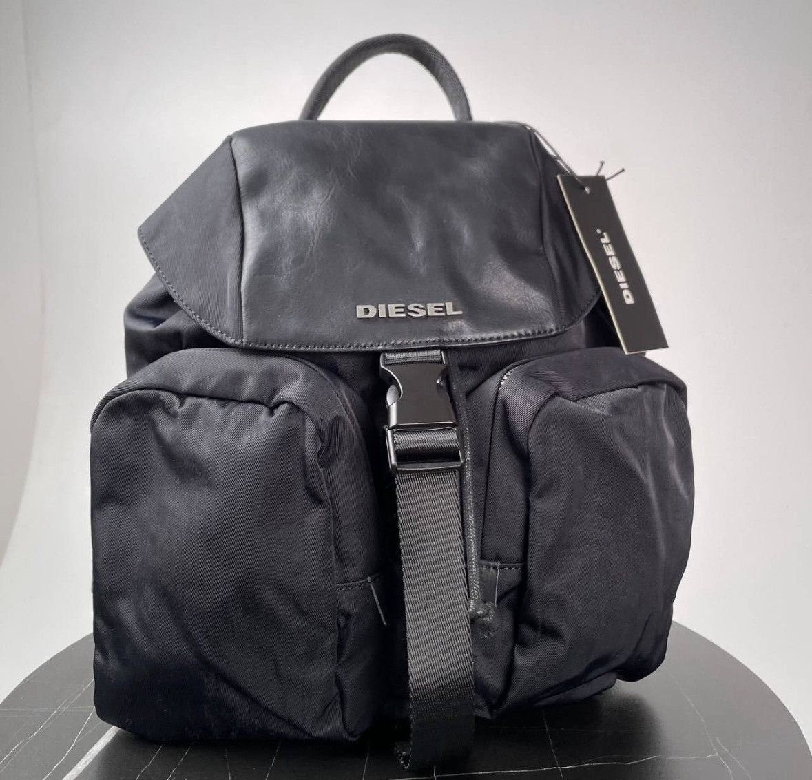 Diesel Diesel sling bag Vintage Y2K multi pocket bag military 90s Size ONE SIZE - 1 Thumbnail