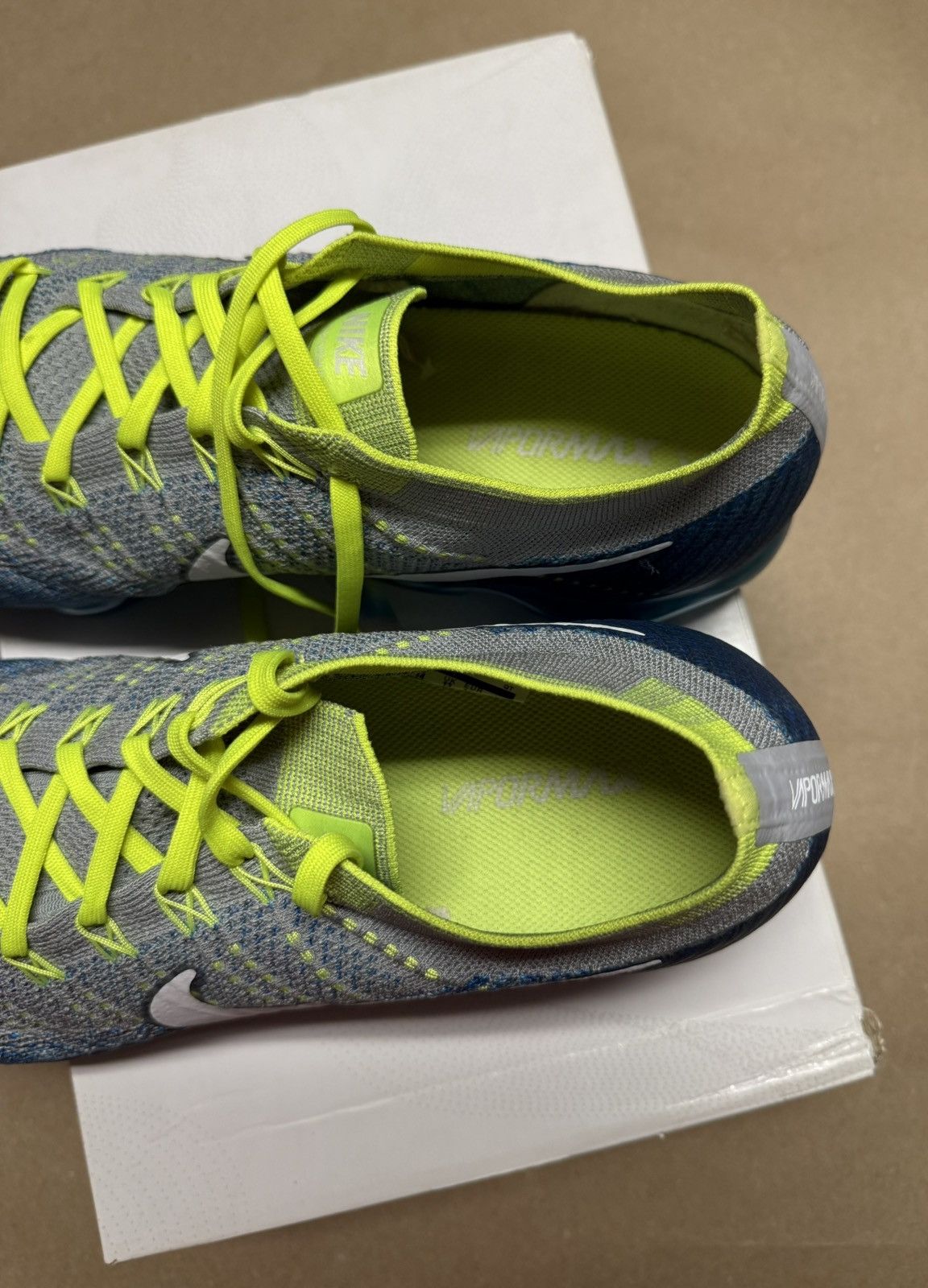 Nike Nike Air Vapormax Sprite men’s size 14 running shoes Rare! Size US 14 / EU 47 - 6 Thumbnail