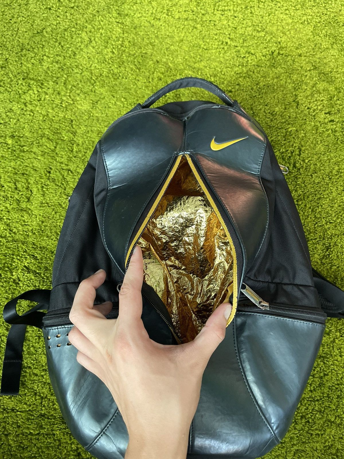 Nike × Vintage Nike 2000s vintage gorpcore style faded backpack bag Y2K Size ONE SIZE - 14 Thumbnail