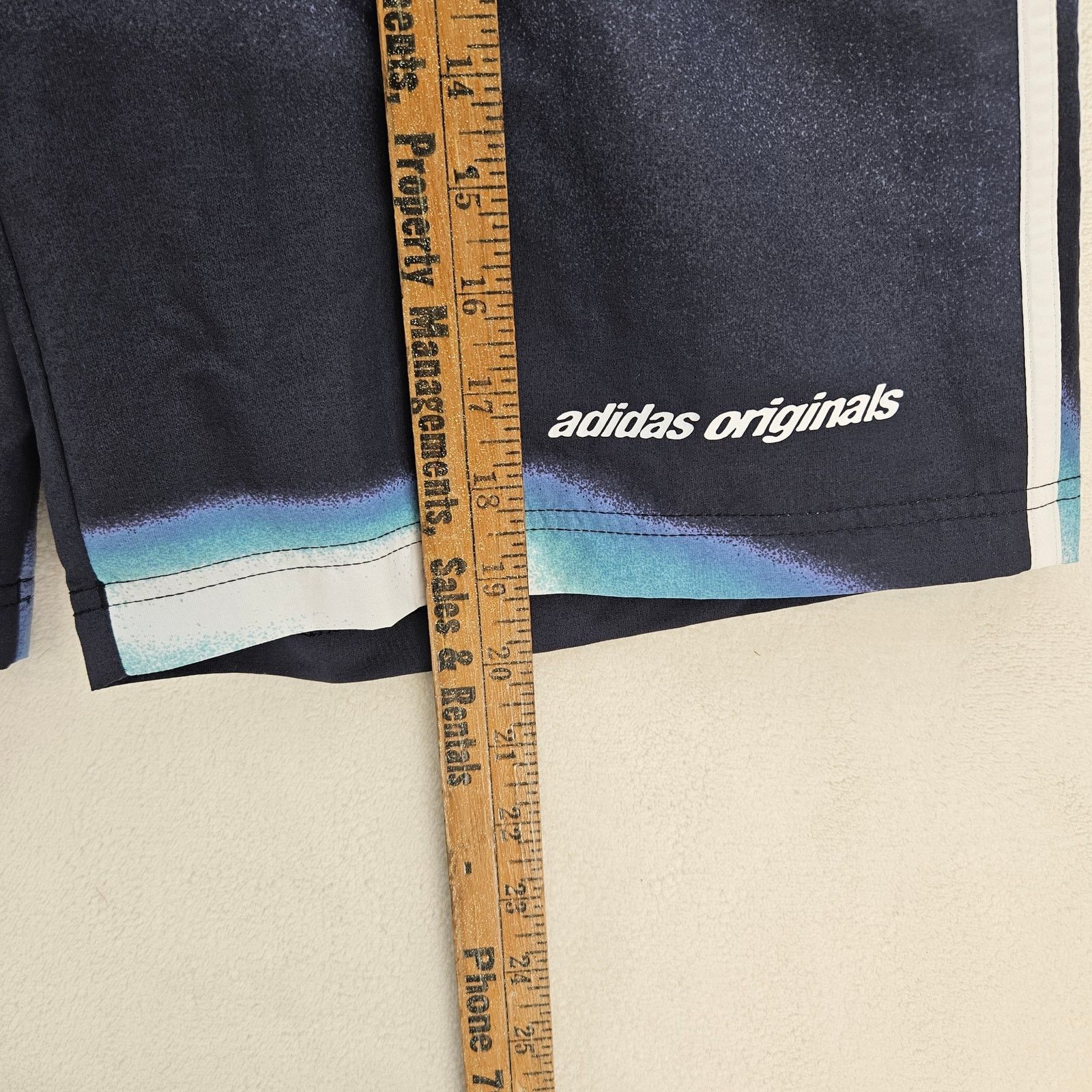Adidas ADIDAS ORIGINAL MEN'S SMALL YUNG Z SWIM SHORTS TRUNKS HC7171 Size US 31 - 3 Thumbnail