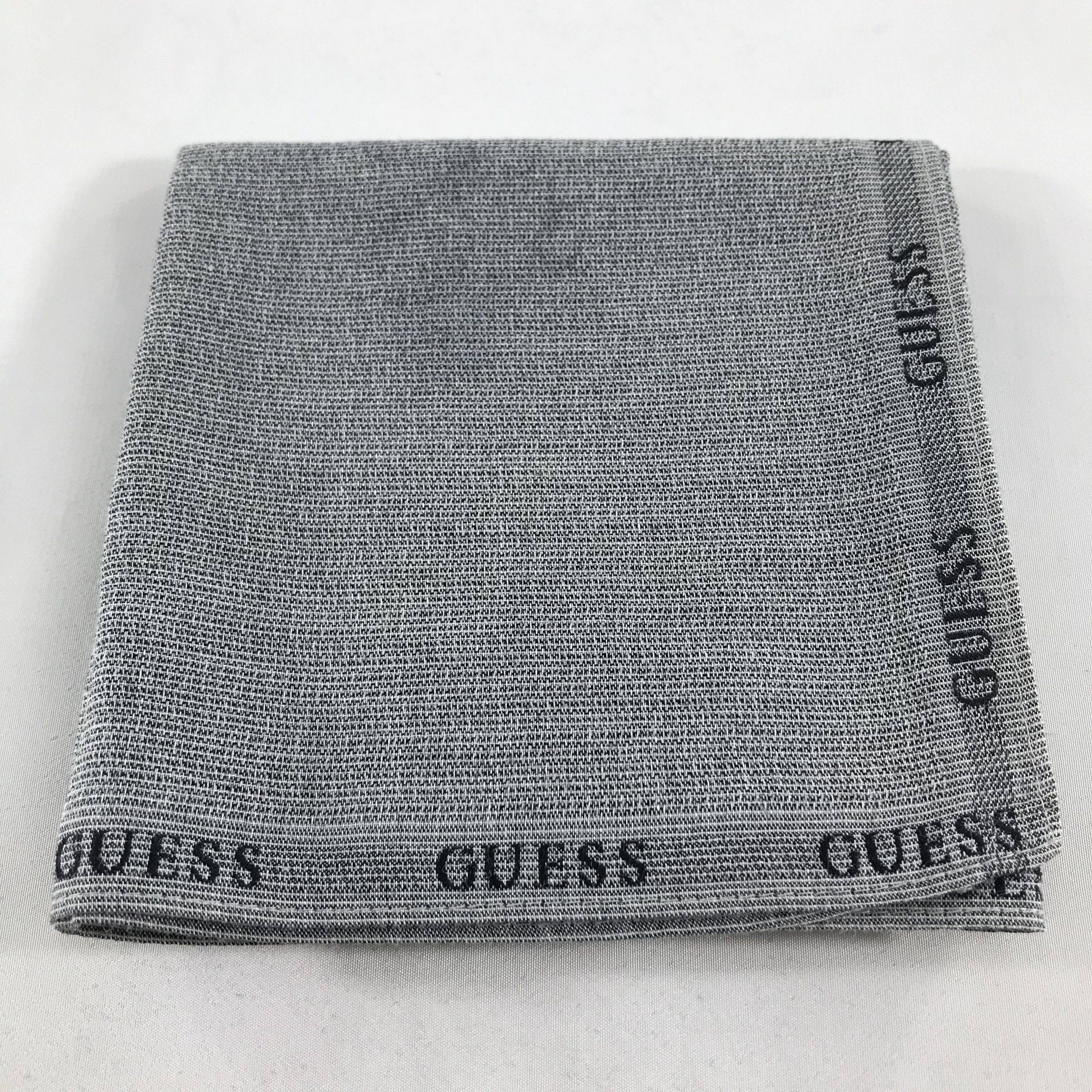 Guess × Vintage Guess Handkerchief Neckerchief Bandana H13 Size ONE SIZE - 5 Thumbnail