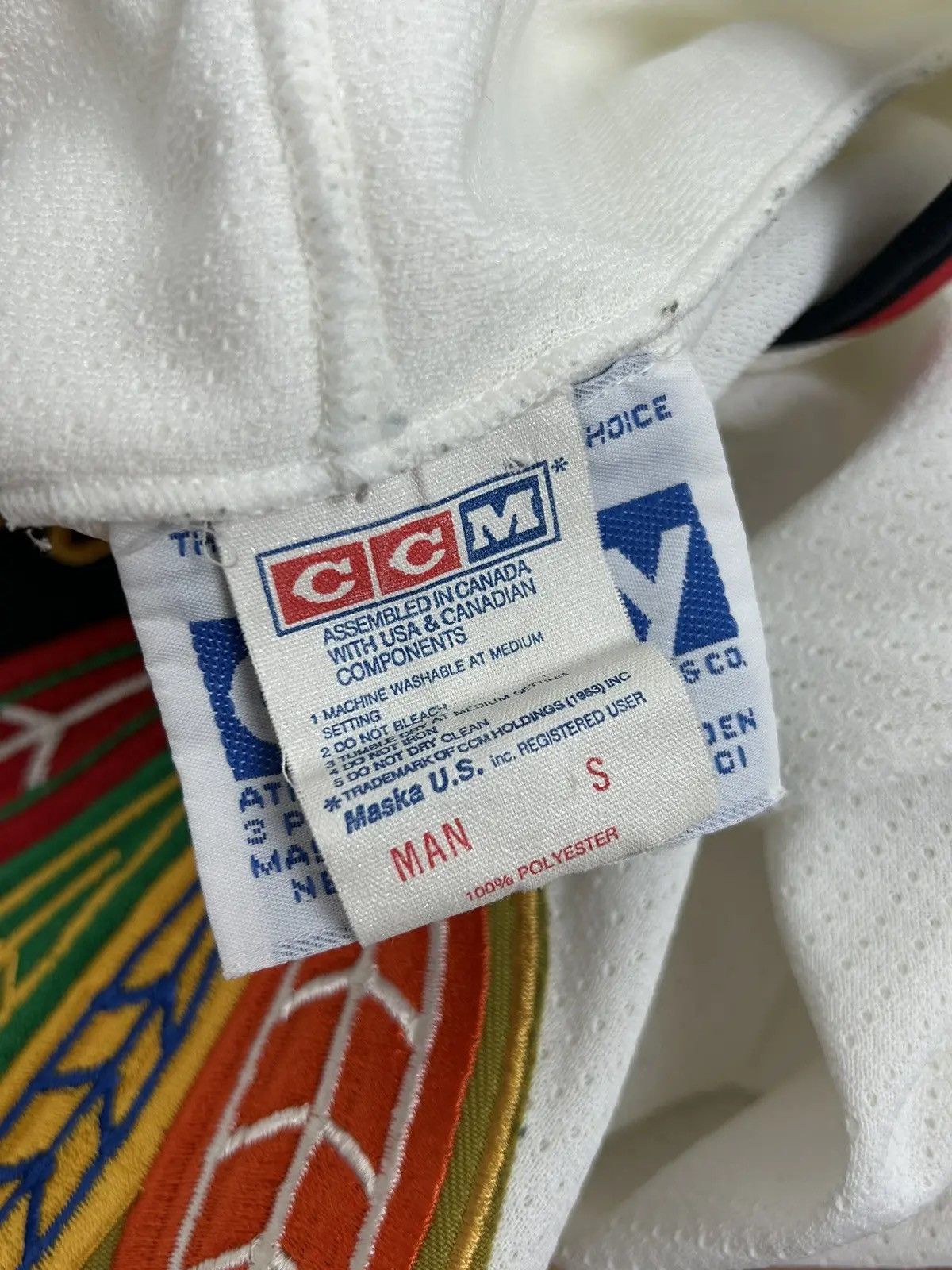 Ccm Vintage Chicago Blackhawks CCM Gerry Cosby Retro NHL Jersey Size US S / EU 44-46 / 1 - 9 Thumbnail