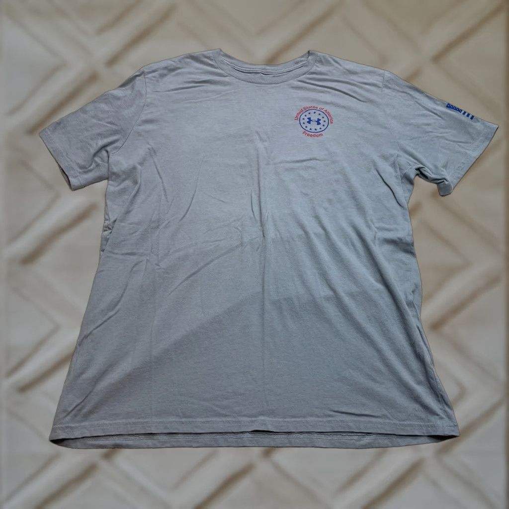 Under Armour Under Armour Shirt Mens 2XL Gray Tee Vintage? No — 2XL Gray Under Armour Shirt Mens Tee Logo Crew Neck Short Sleeve Jersey Cotton Blend Regular Fit Size US XXL / EU 58 / 5 - 1 Thumbnail